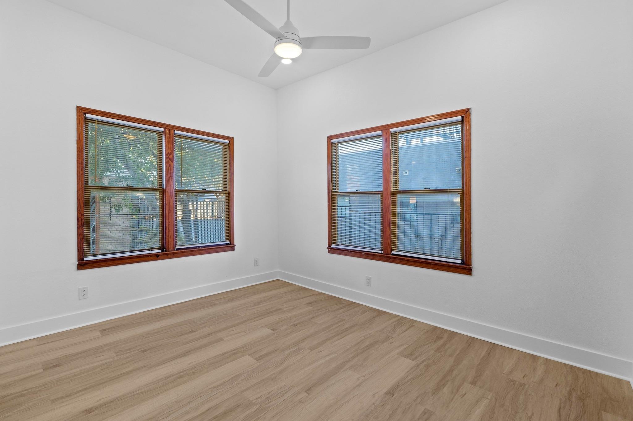 1308 E 12th St, Austin, TX 78702