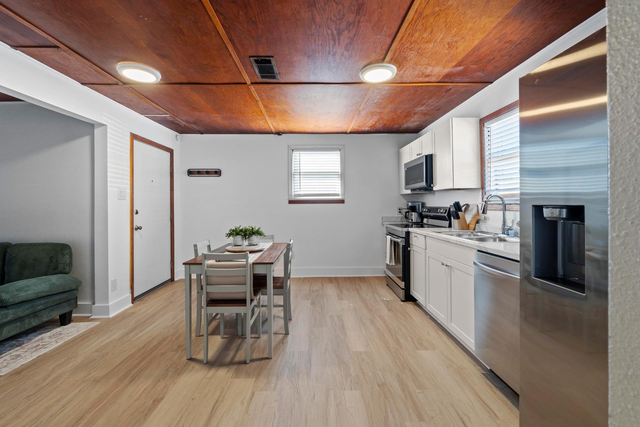 1308 E 12th St # A, Austin, TX 78702