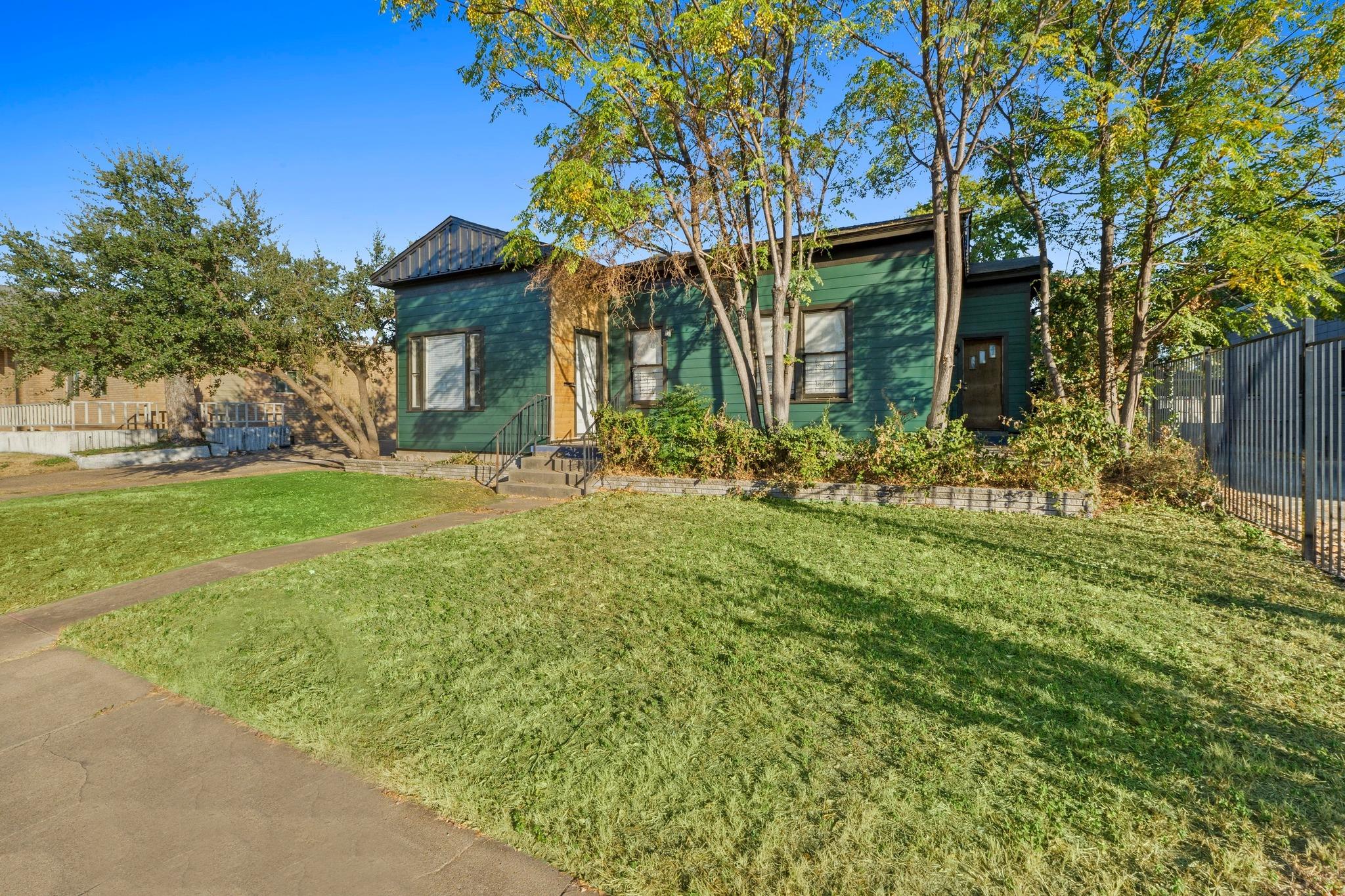 1308 E 12th St, Austin, TX 78702