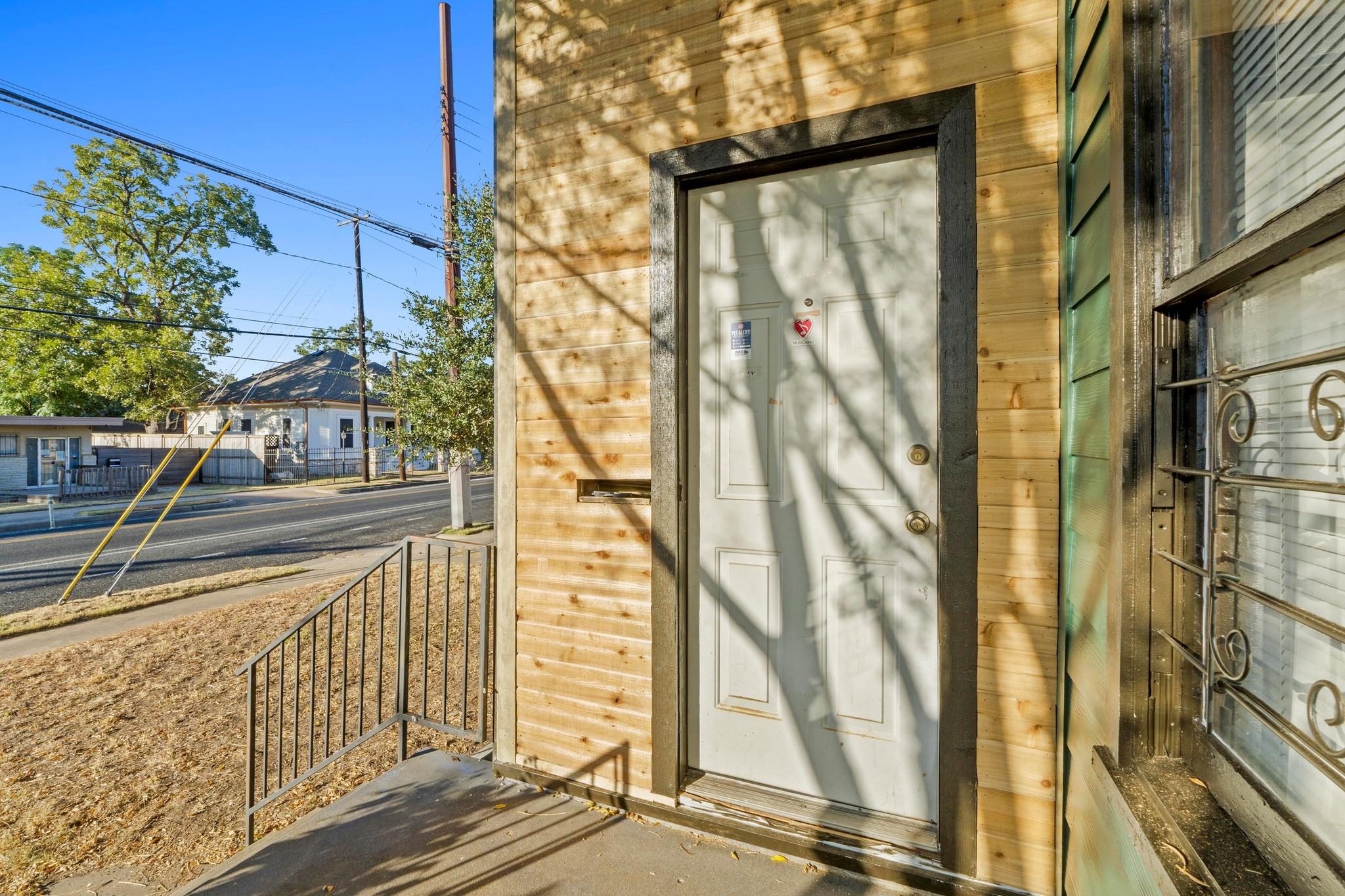 1308 E 12th St, Austin, TX 78702