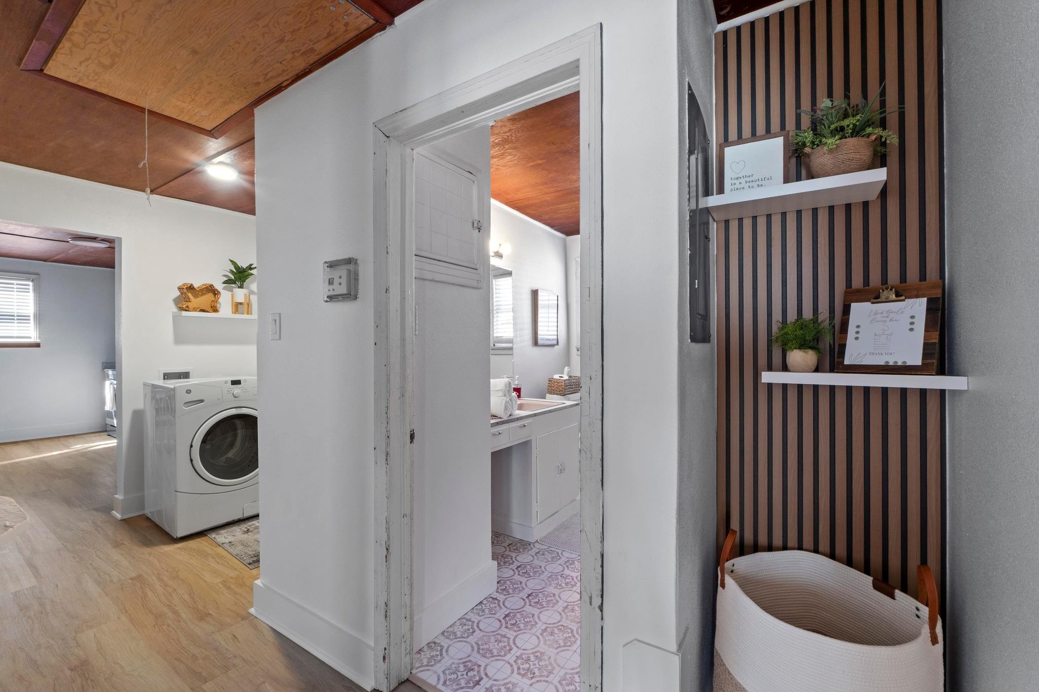 1308 E 12th St # A, Austin, TX 78702