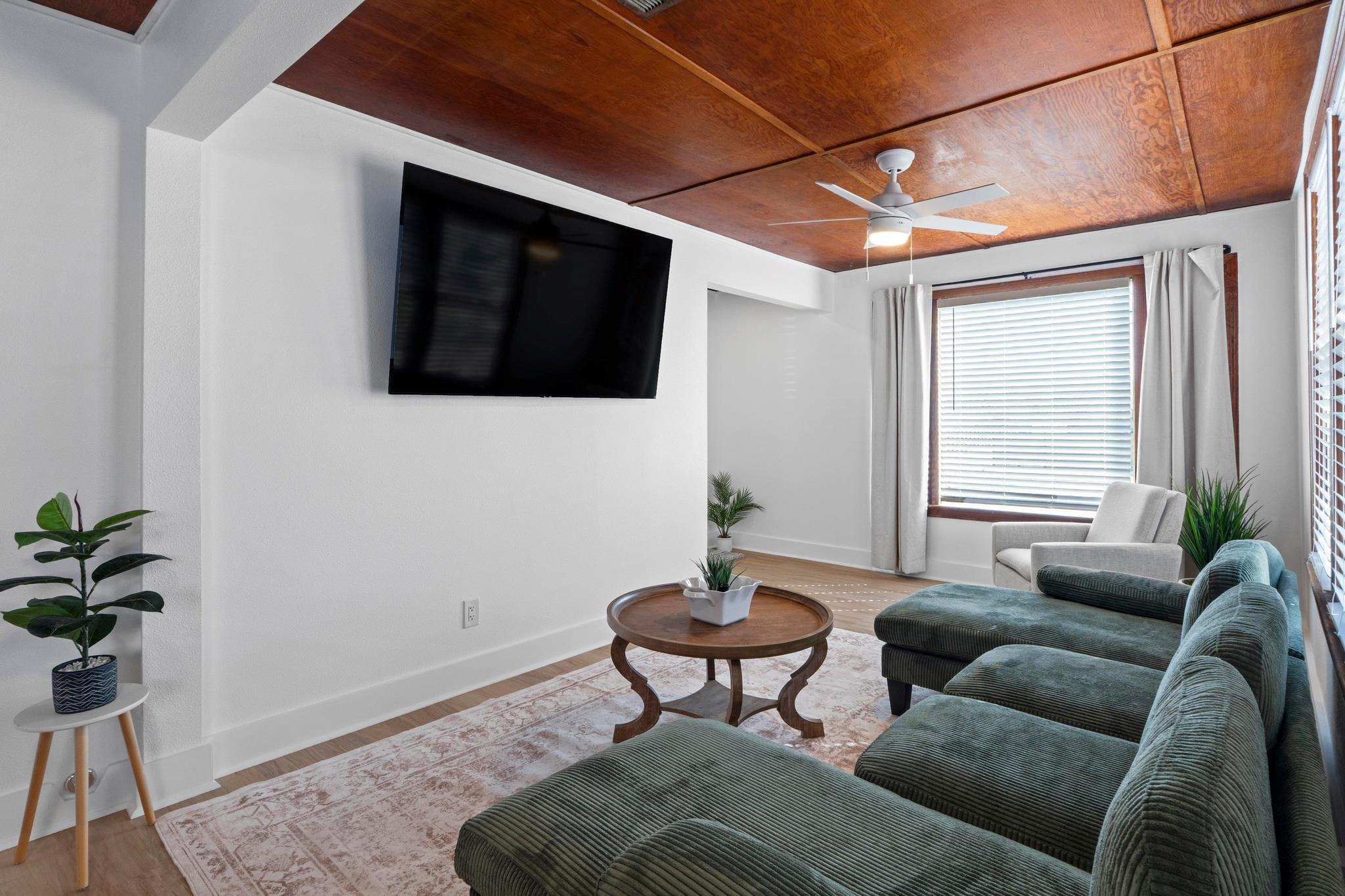 1308 E 12th St # A, Austin, TX 78702