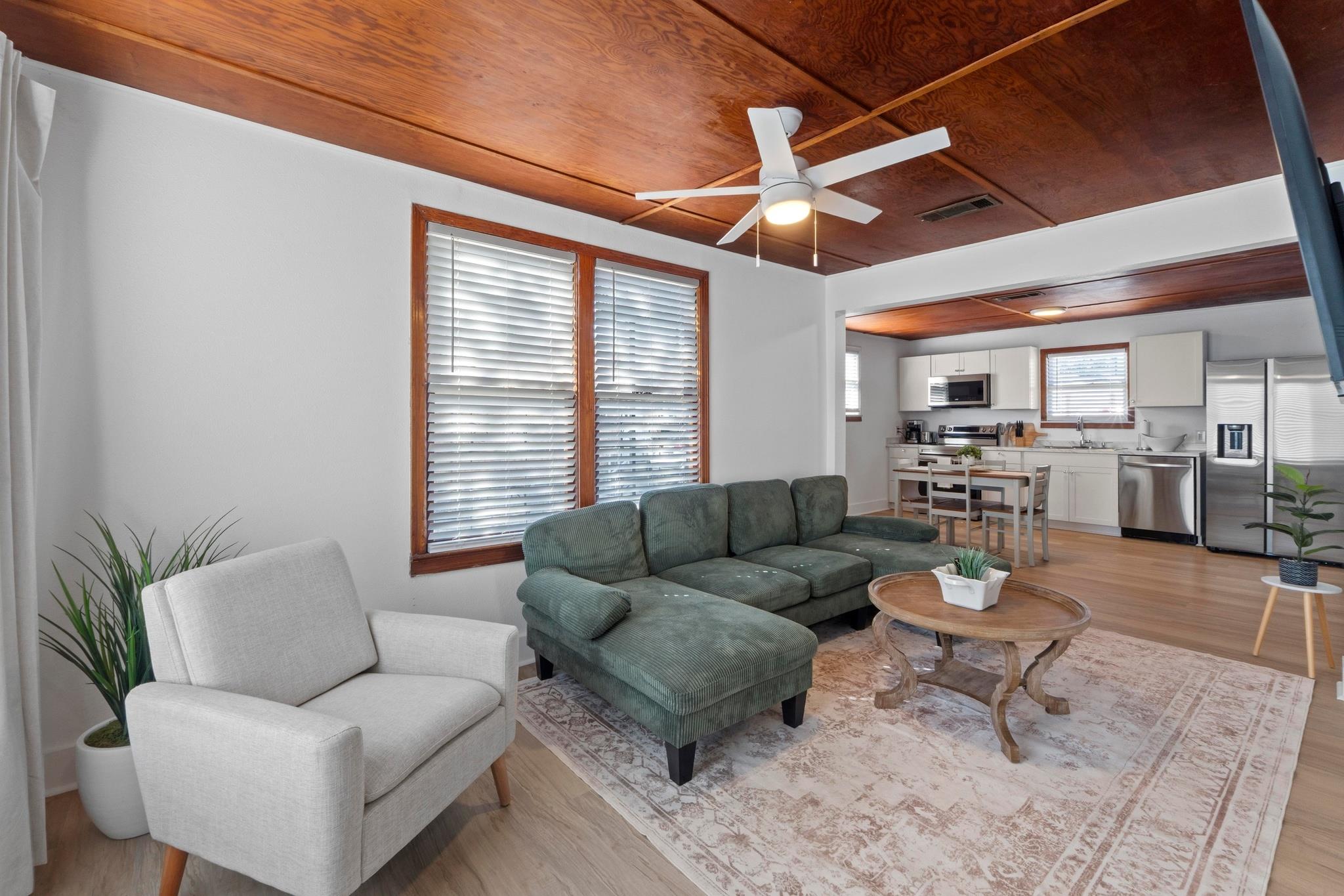 1308 E 12th St # A, Austin, TX 78702