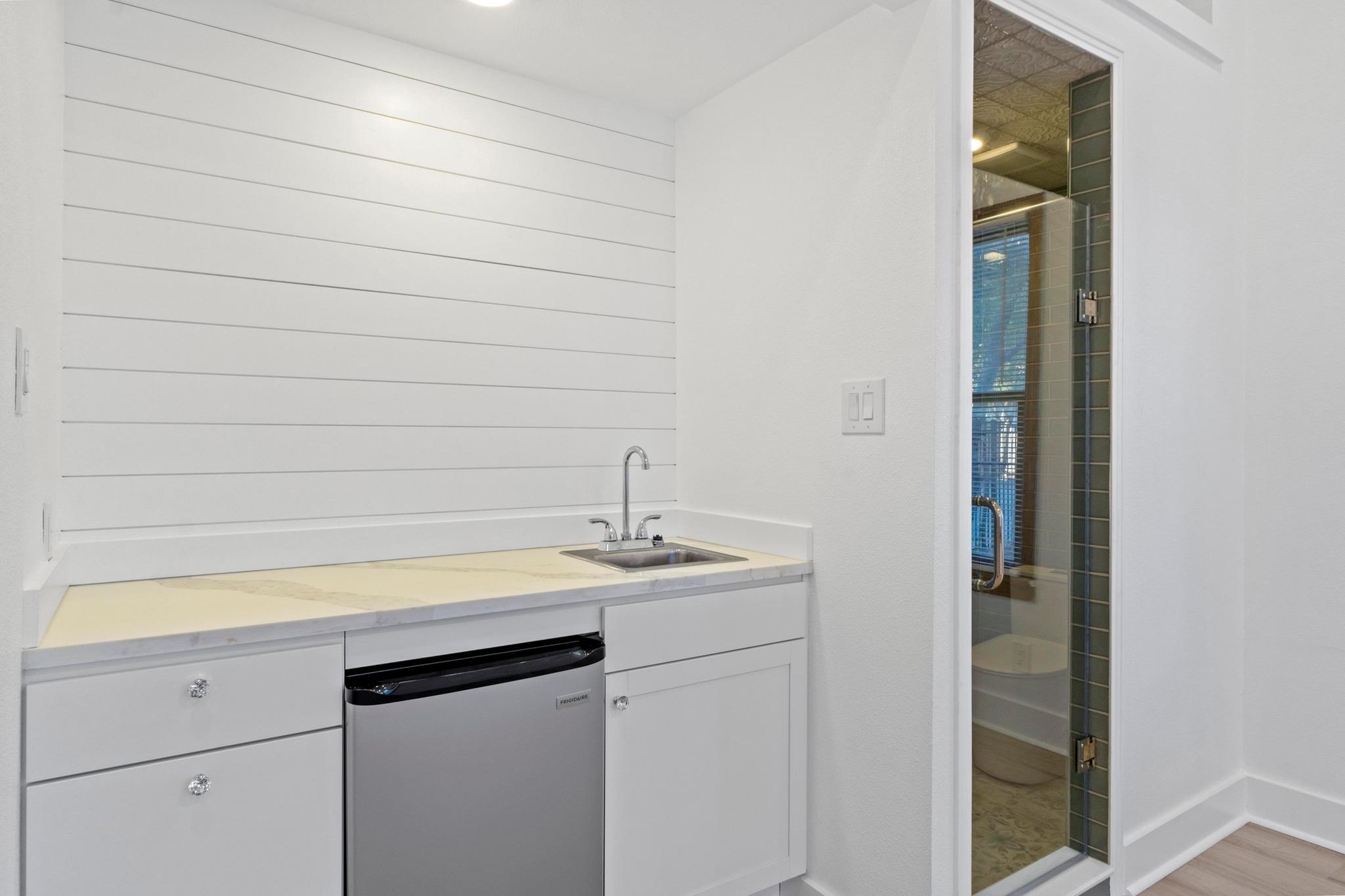 1308 E 12th St, Austin, TX 78702