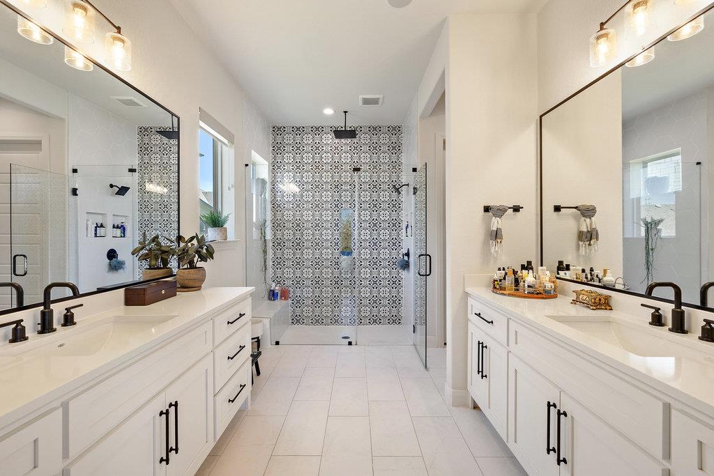 205 Avena Trl, Lakeway, TX 78738