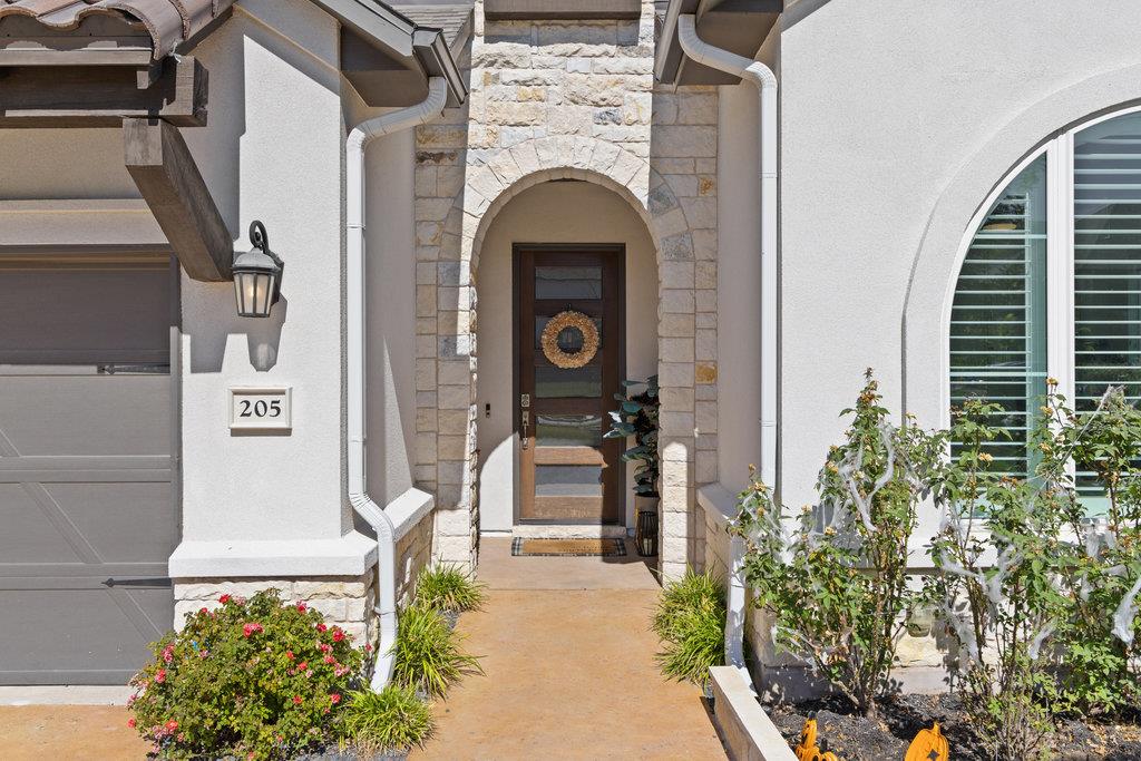 205 Avena Trl, Lakeway, TX 78738