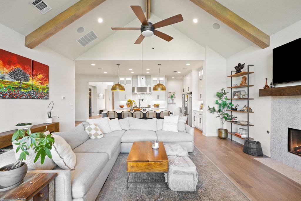 205 Avena Trl, Lakeway, TX 78738