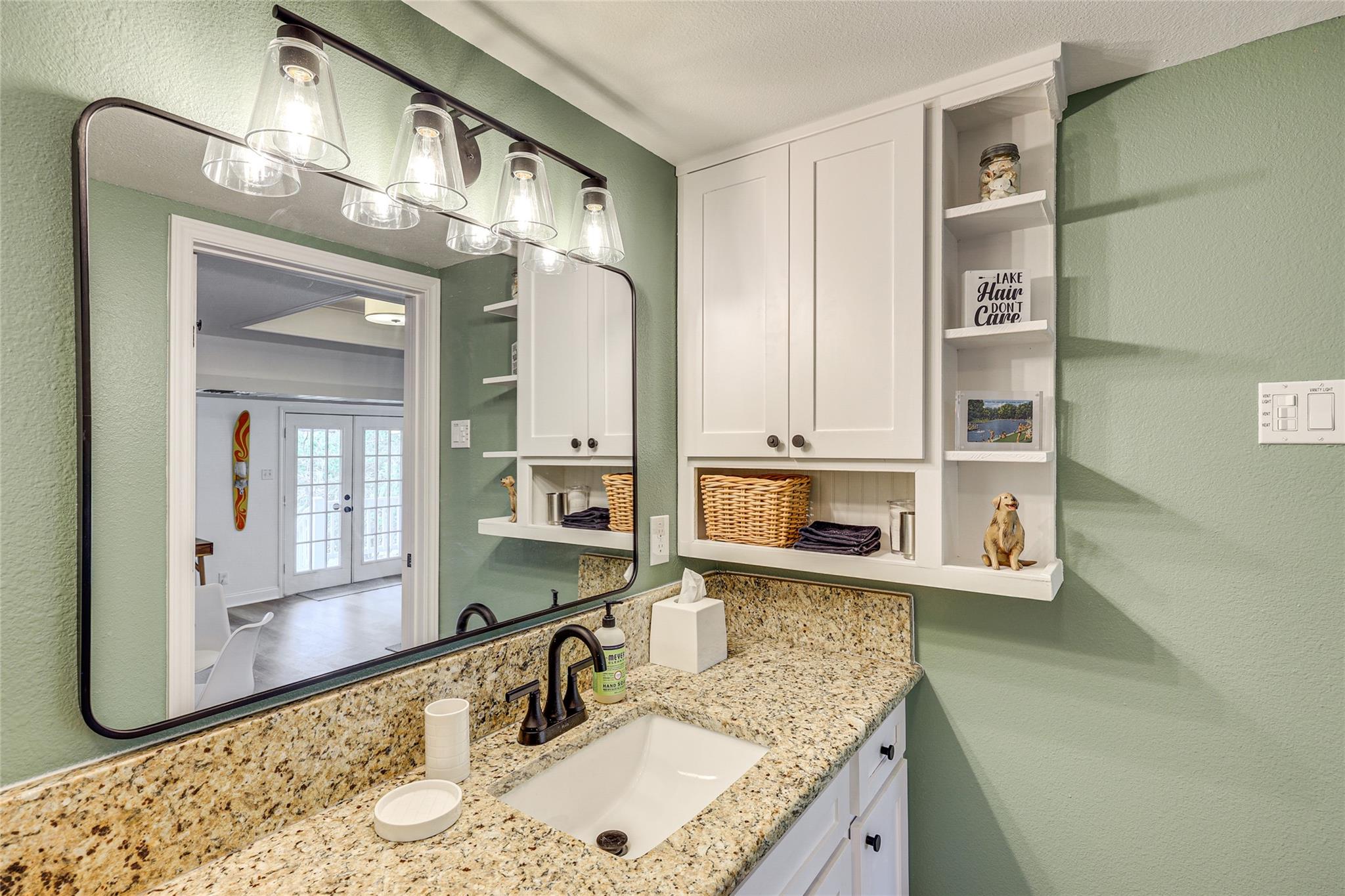 279 Waltons Way, Seguin, TX 78155