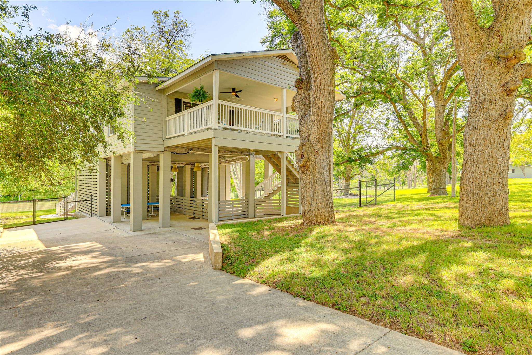 279 Waltons Way, Seguin, TX 78155
