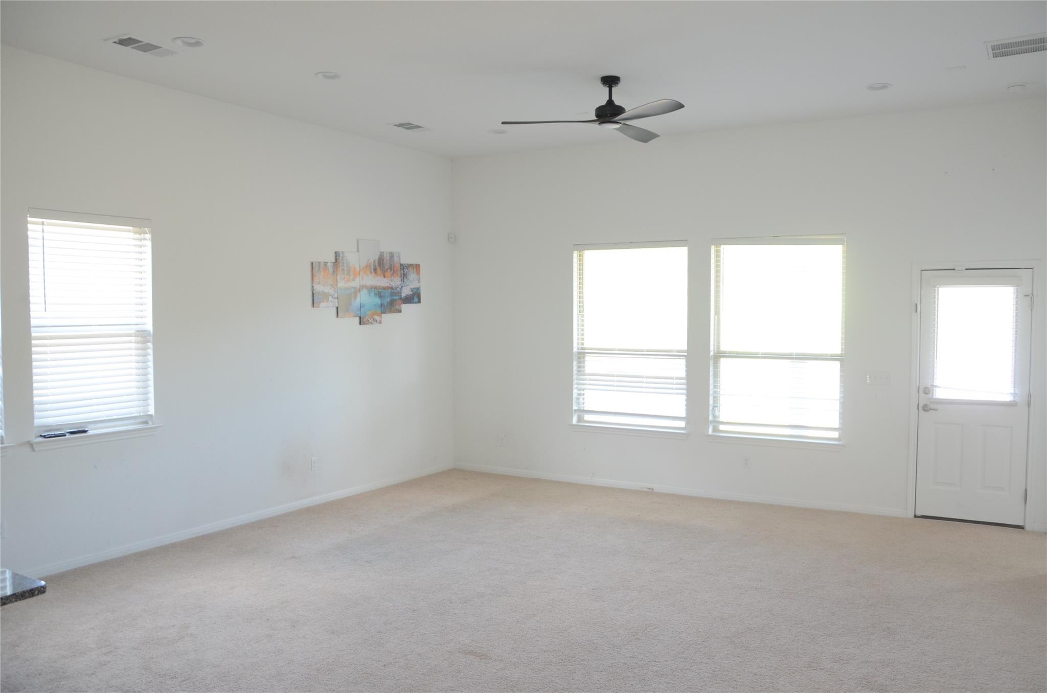 216 Manassas Dr, Leander, TX 78641