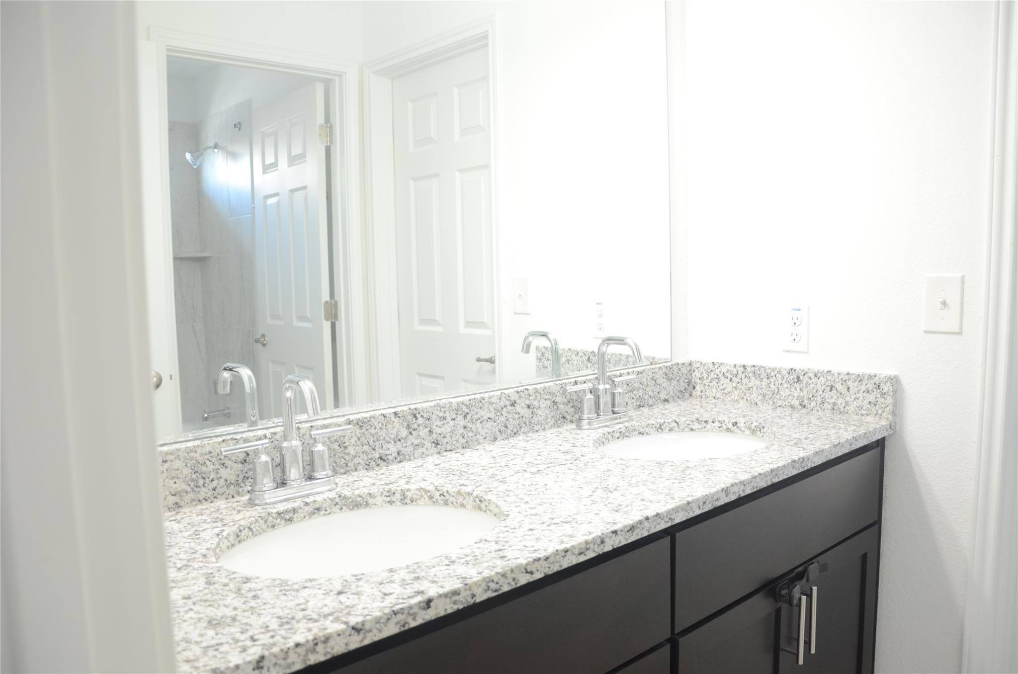 216 Manassas Dr, Leander, TX 78641