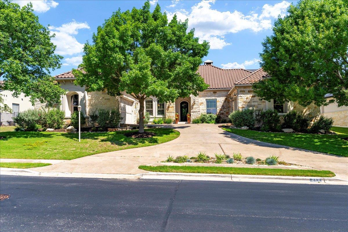 213 Black Wolf Run, Austin, TX 78738