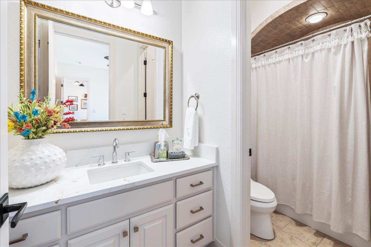 213 Black Wolf Run, Austin, TX 78738