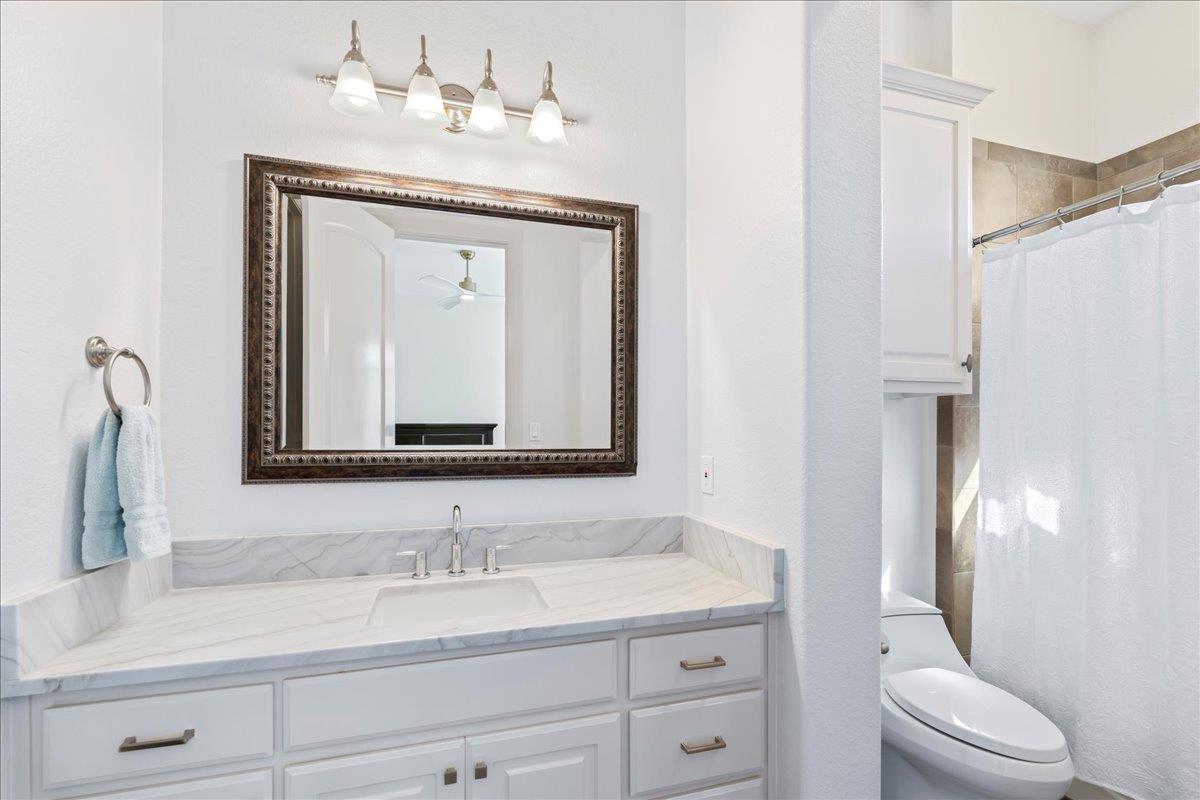 213 Black Wolf Run, Austin, TX 78738