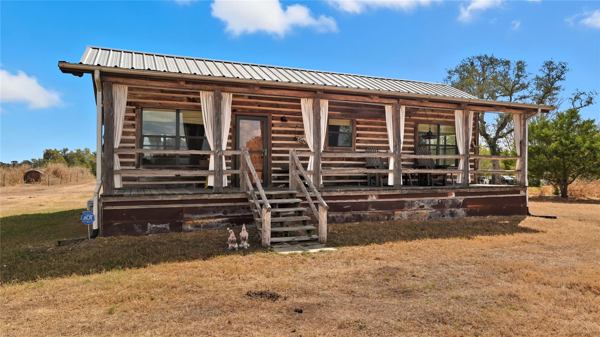 2656 River Bend Rd, Smithville, TX 78957