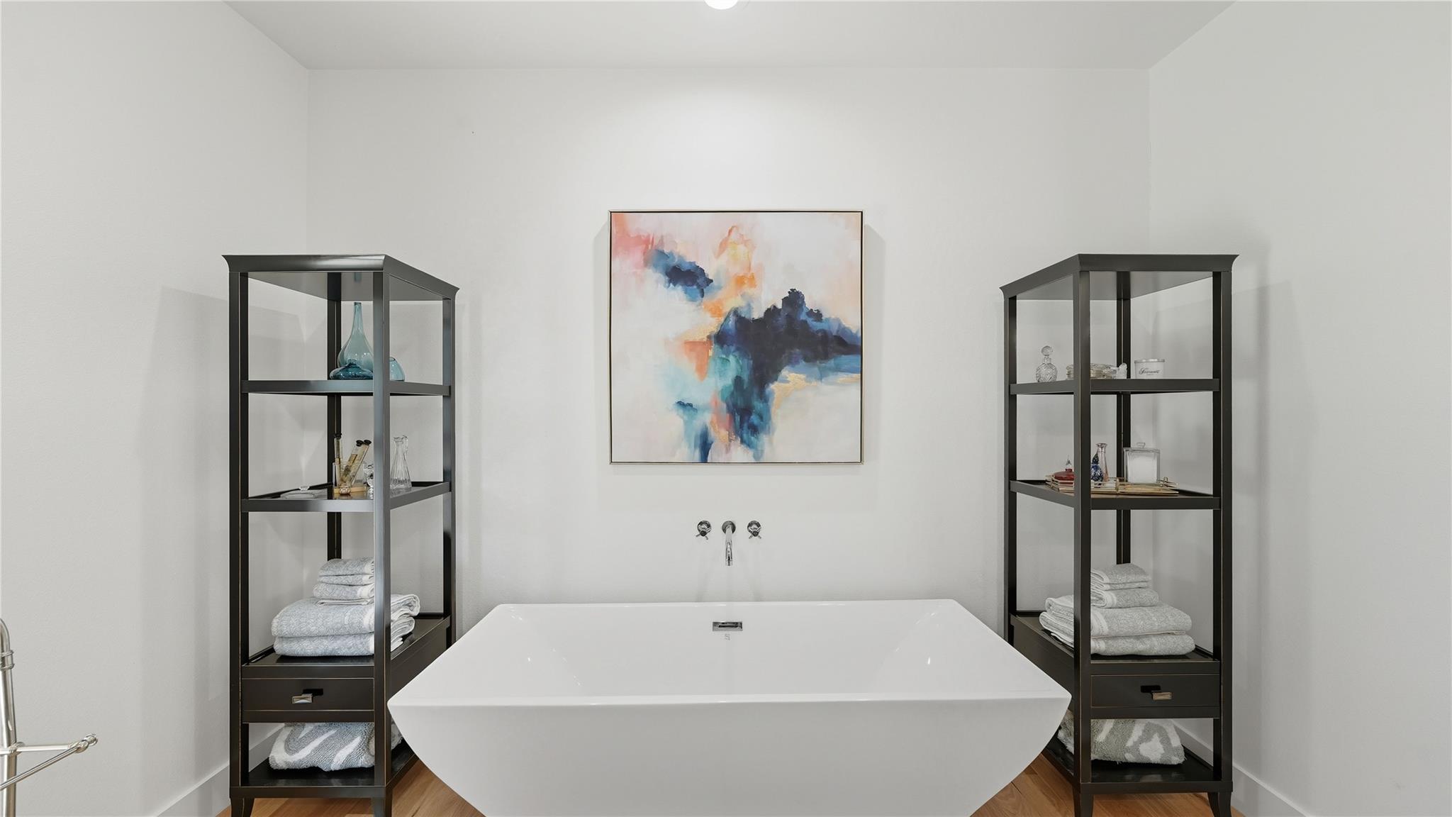 2656 River Bend Rd, Smithville, TX 78957