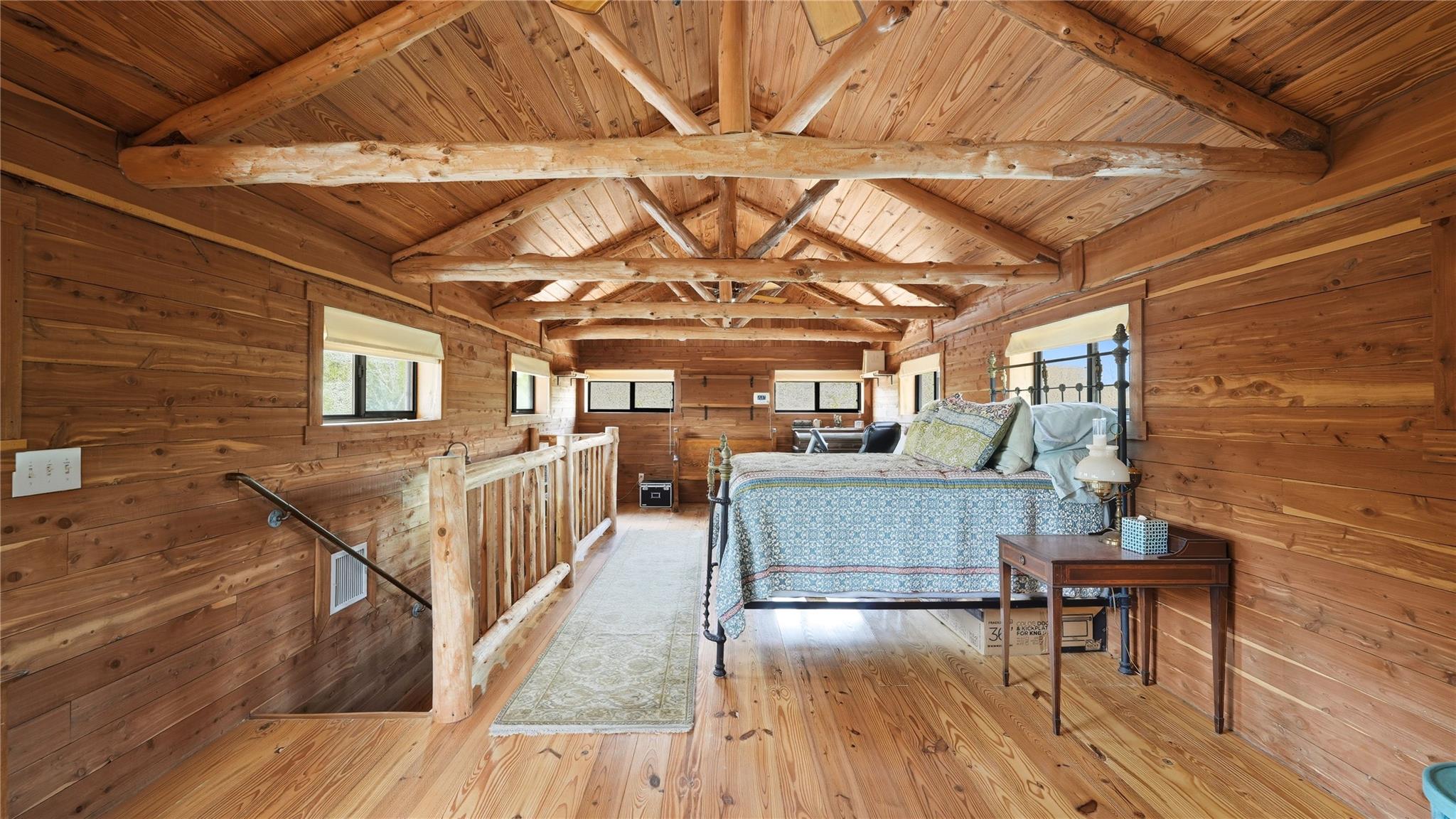 2656 River Bend Rd, Smithville, TX 78957