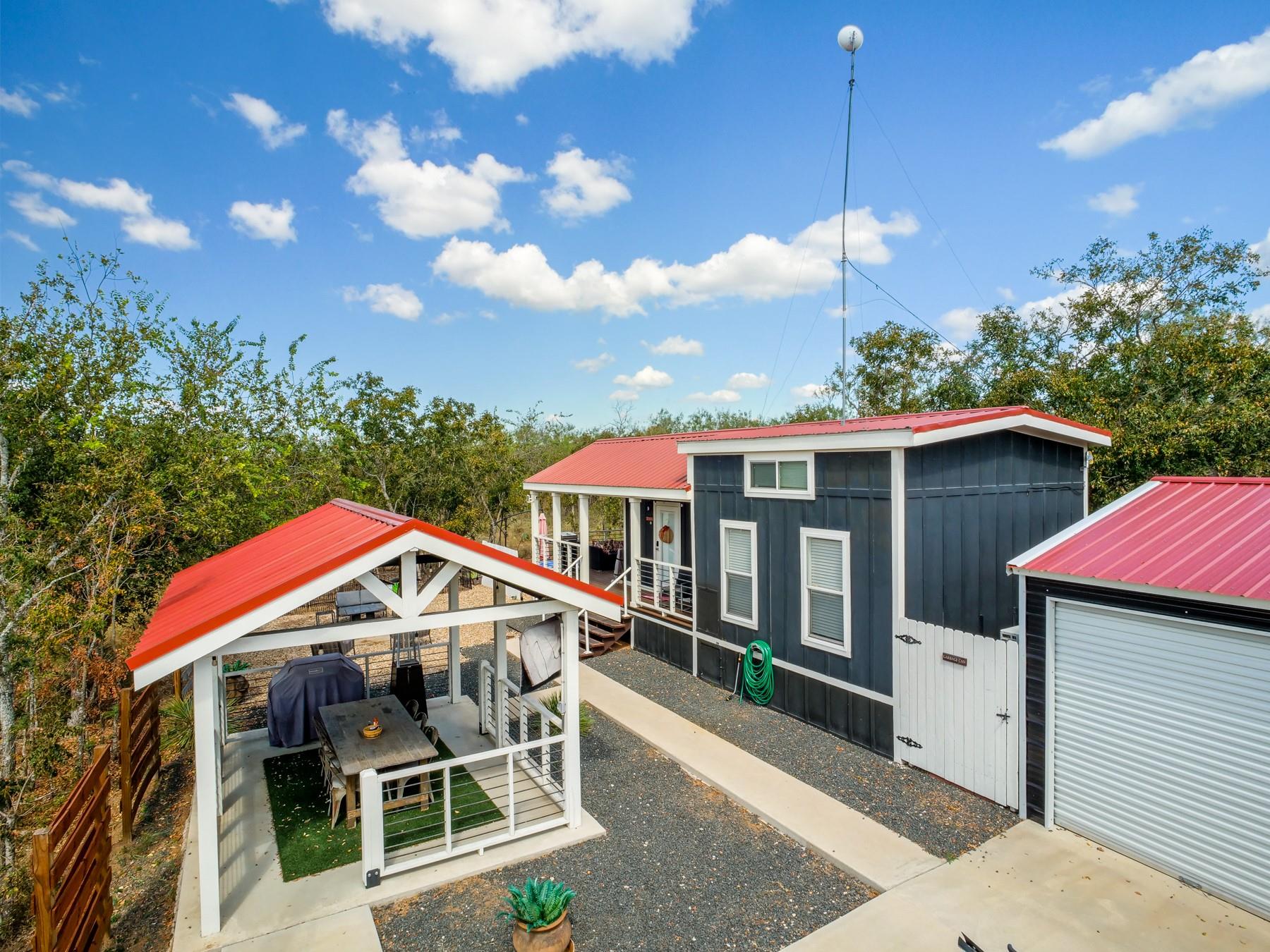 4113 Hermosa Dr, Kingsland, TX 78639