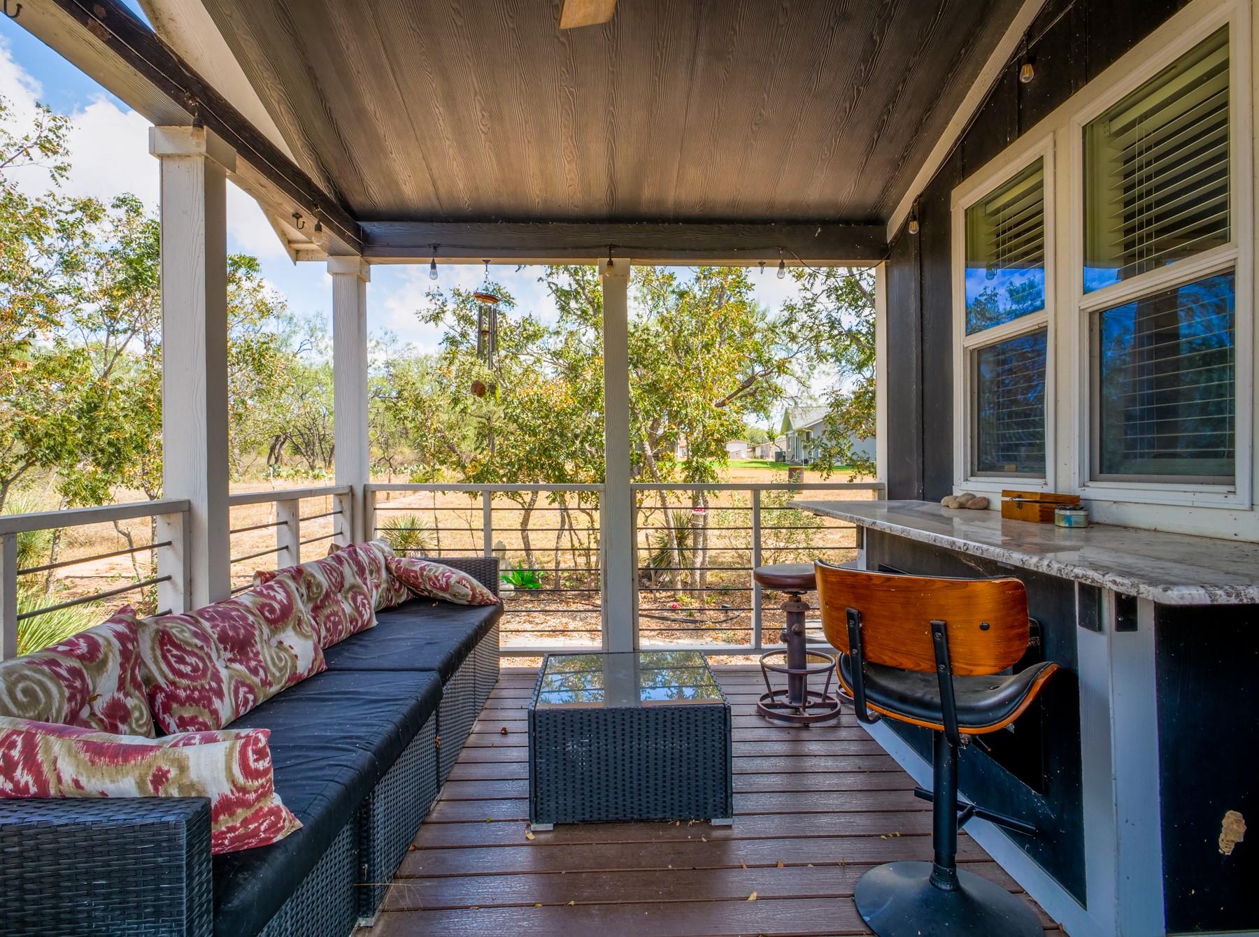 4113 Hermosa Dr, Kingsland, TX 78639