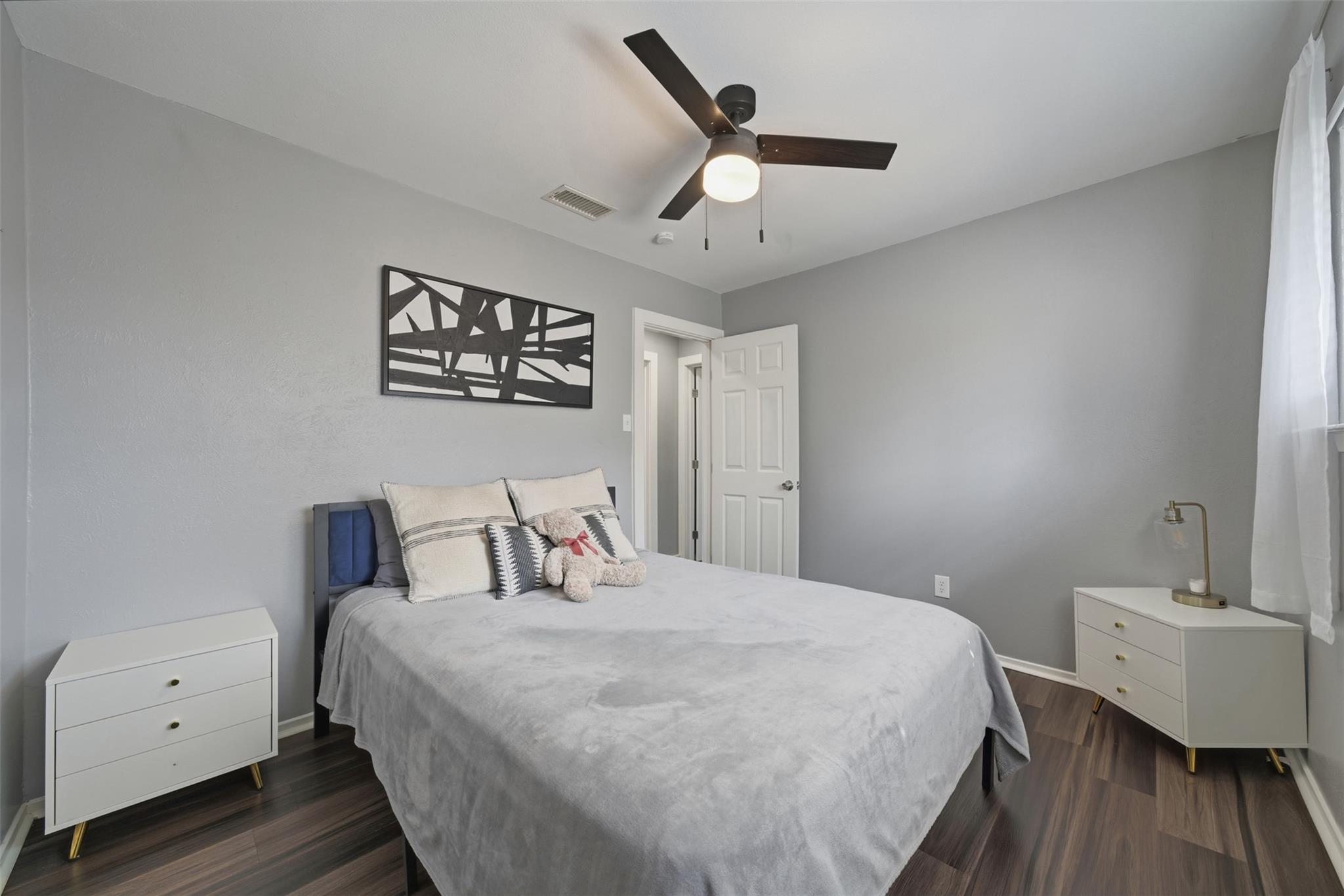 1601 Sagebrush Dr, Round Rock, TX 78681