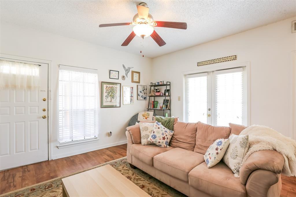 912 W 22nd St # 202, Austin, TX 78705