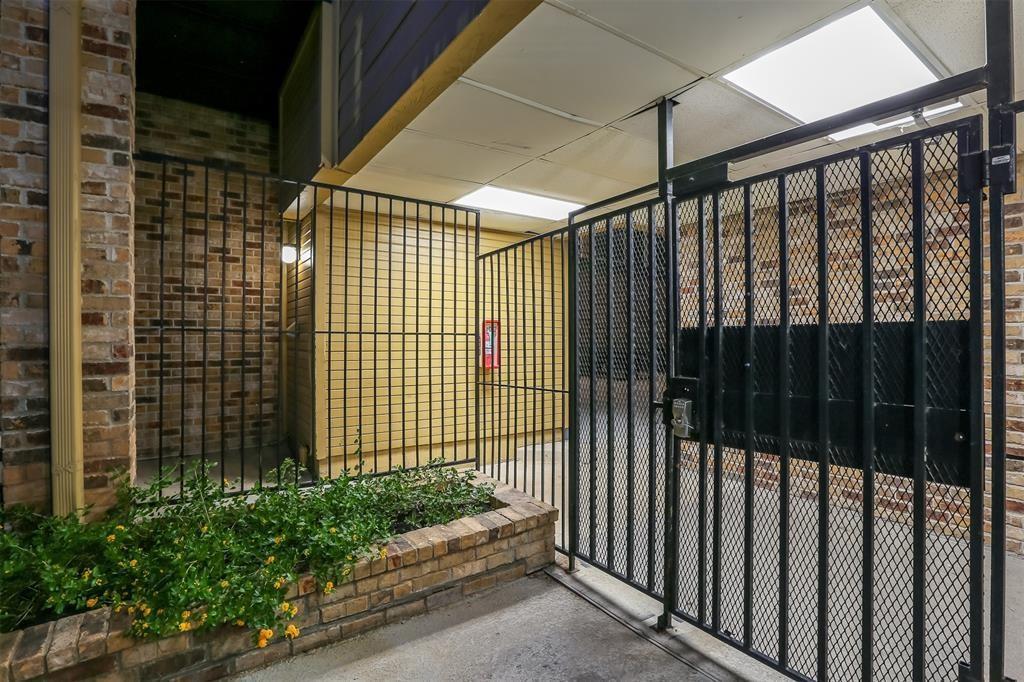 912 W 22nd St # 202, Austin, TX 78705