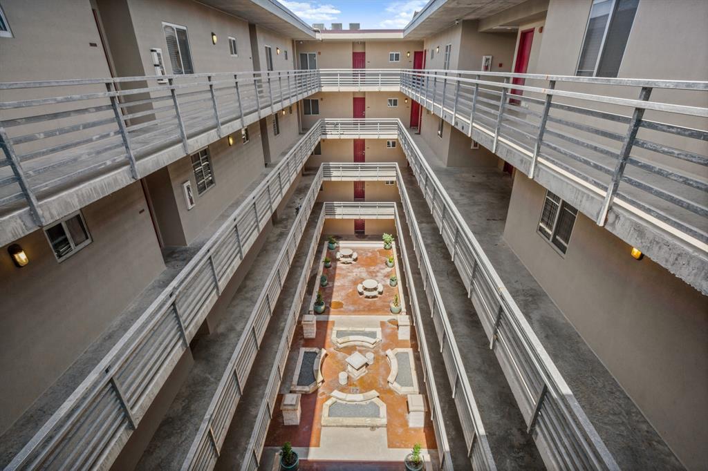 711 W 26th St # 700, Austin, TX 78705