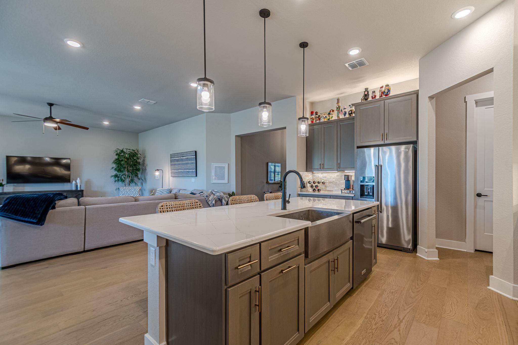 109 Twirling Pecan Cv, San Marcos, TX 78666