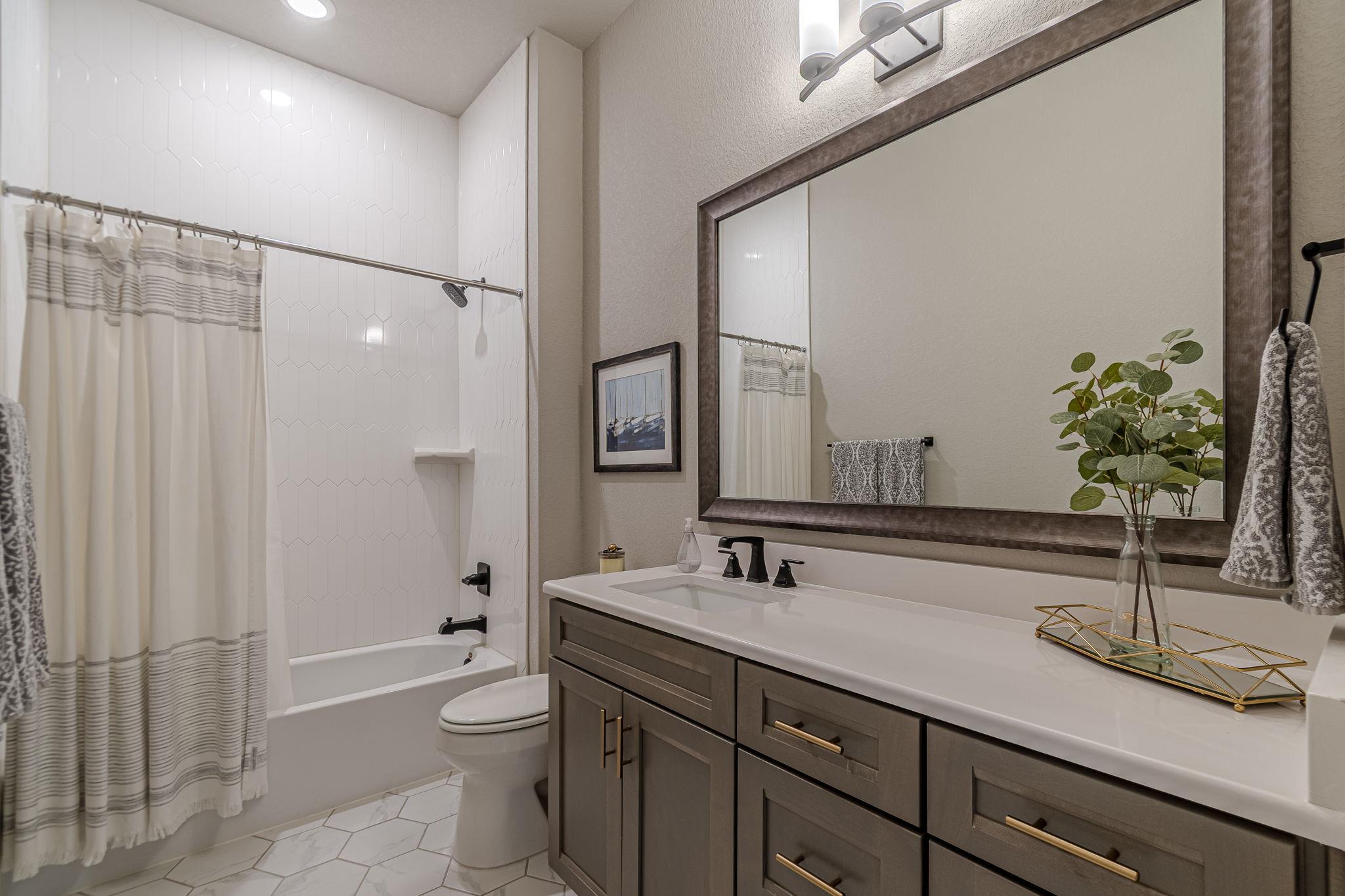 109 Twirling Pecan Cv, San Marcos, TX 78666