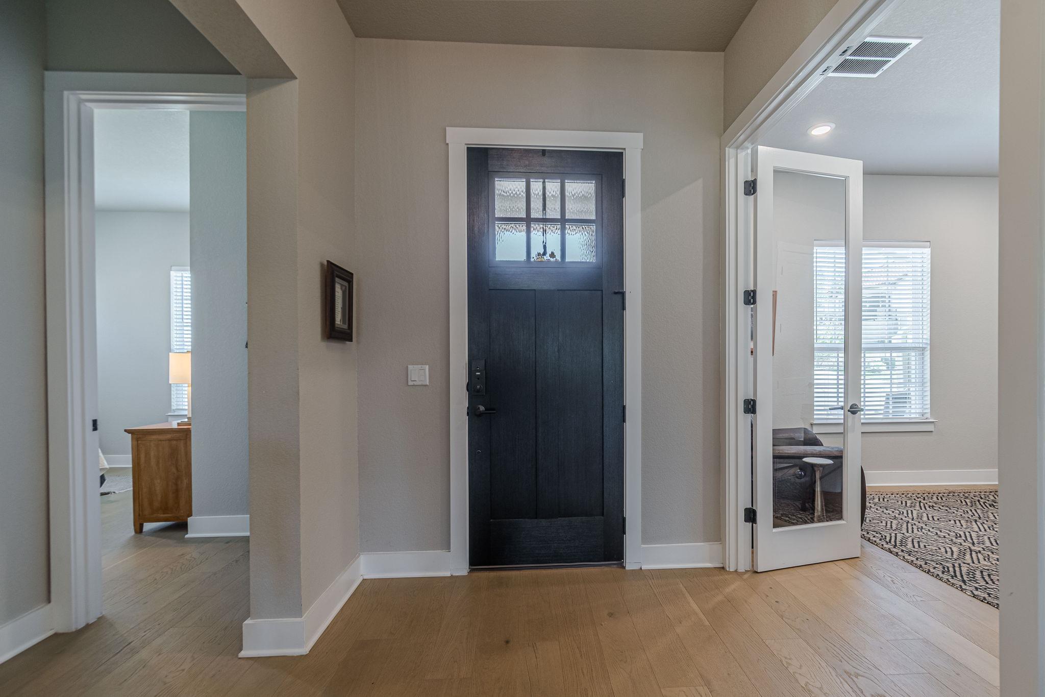 109 Twirling Pecan Cv, San Marcos, TX 78666