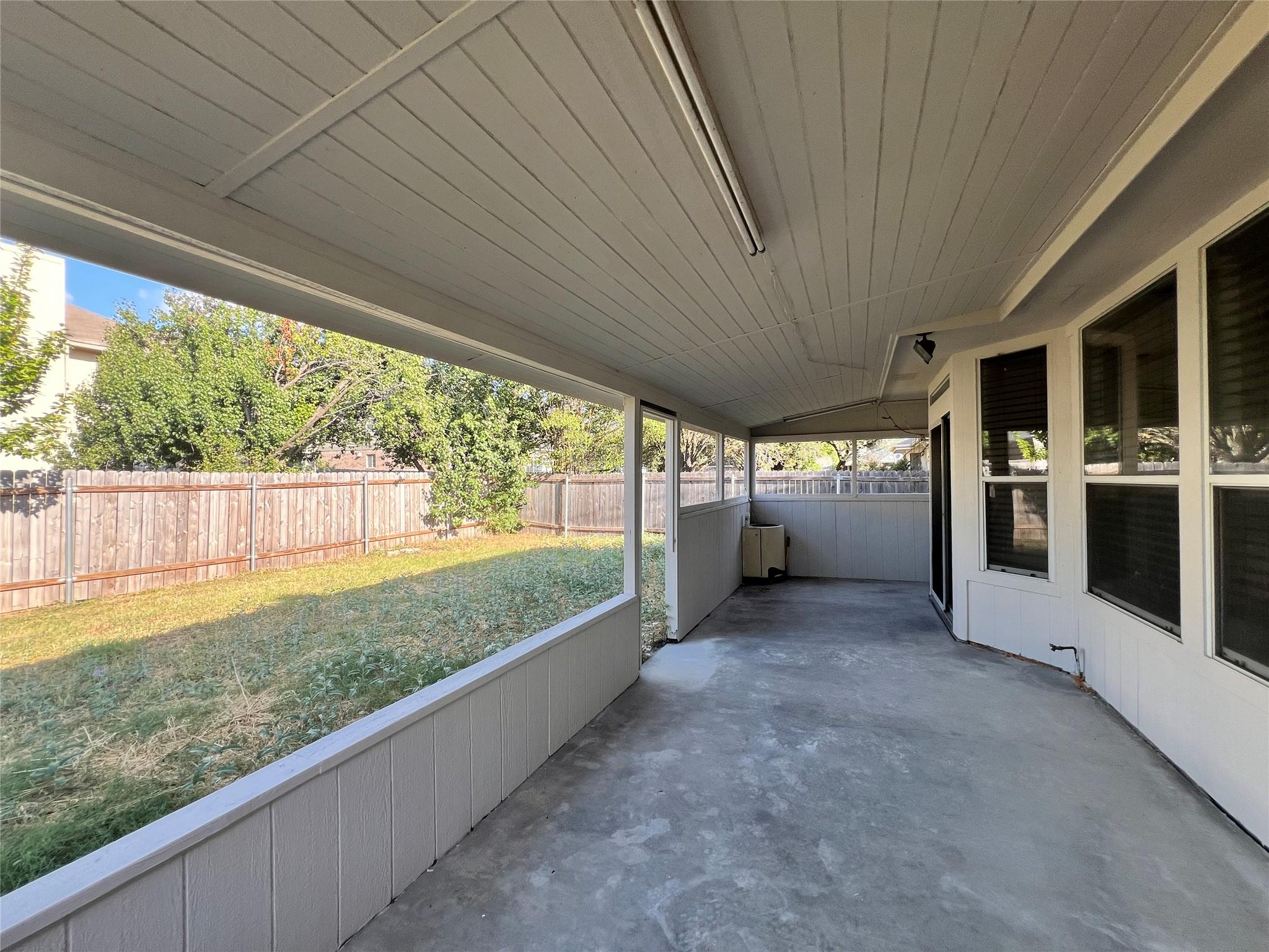 1525 Natural Bridge Ln, Pflugerville, TX 78660