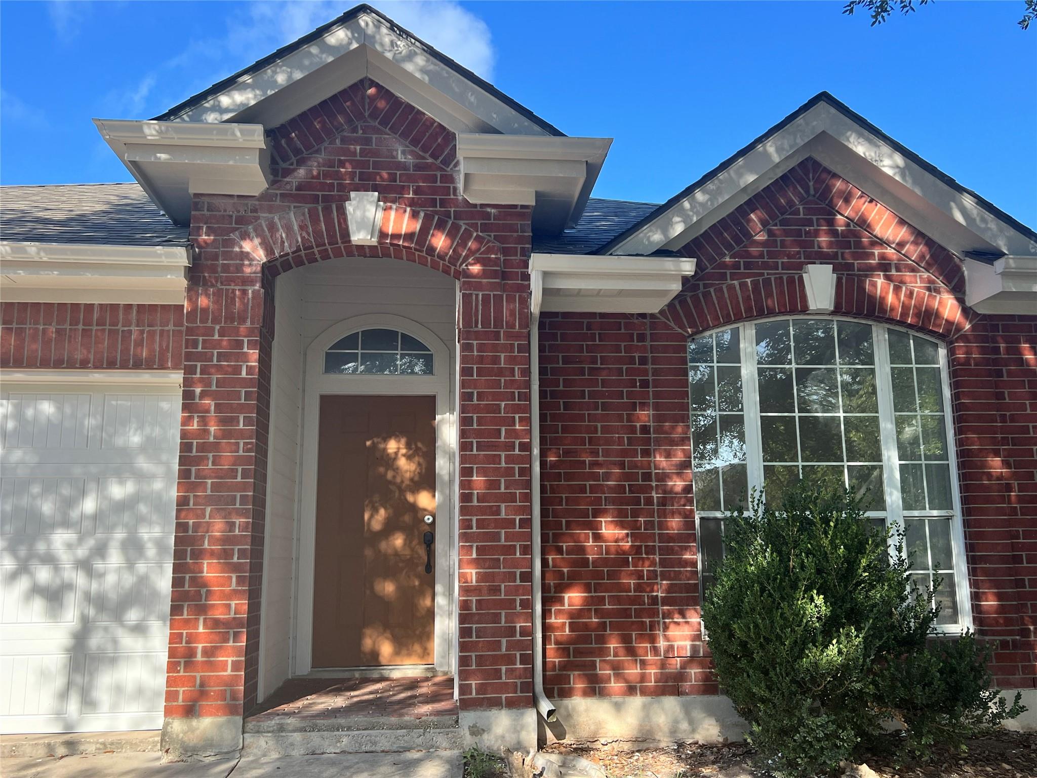 1525 Natural Bridge Ln, Pflugerville, TX 78660