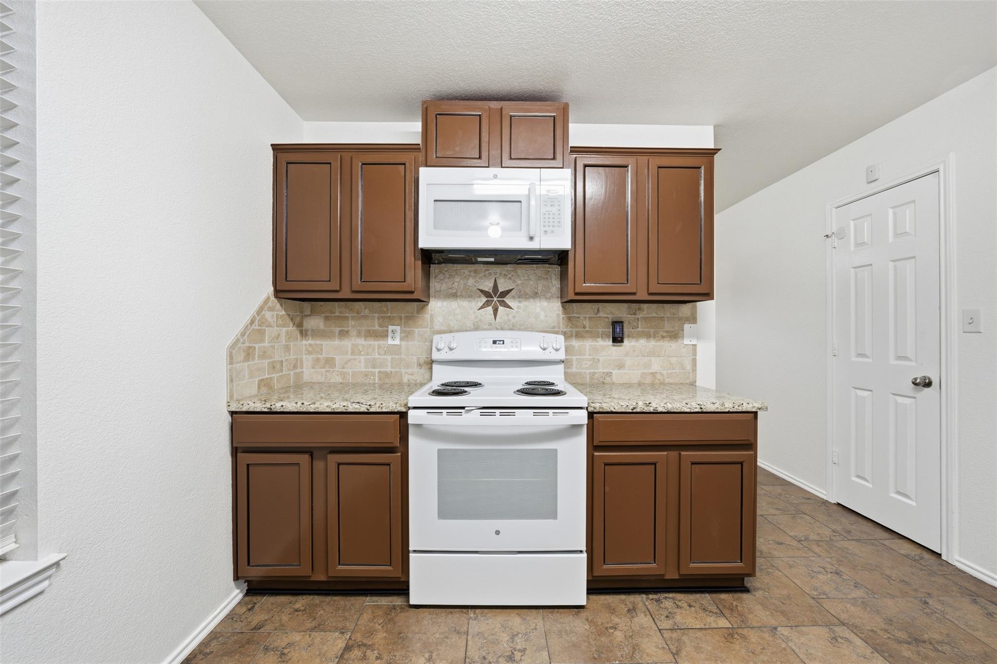 6525 Brooks Dr, Temple, TX 76502