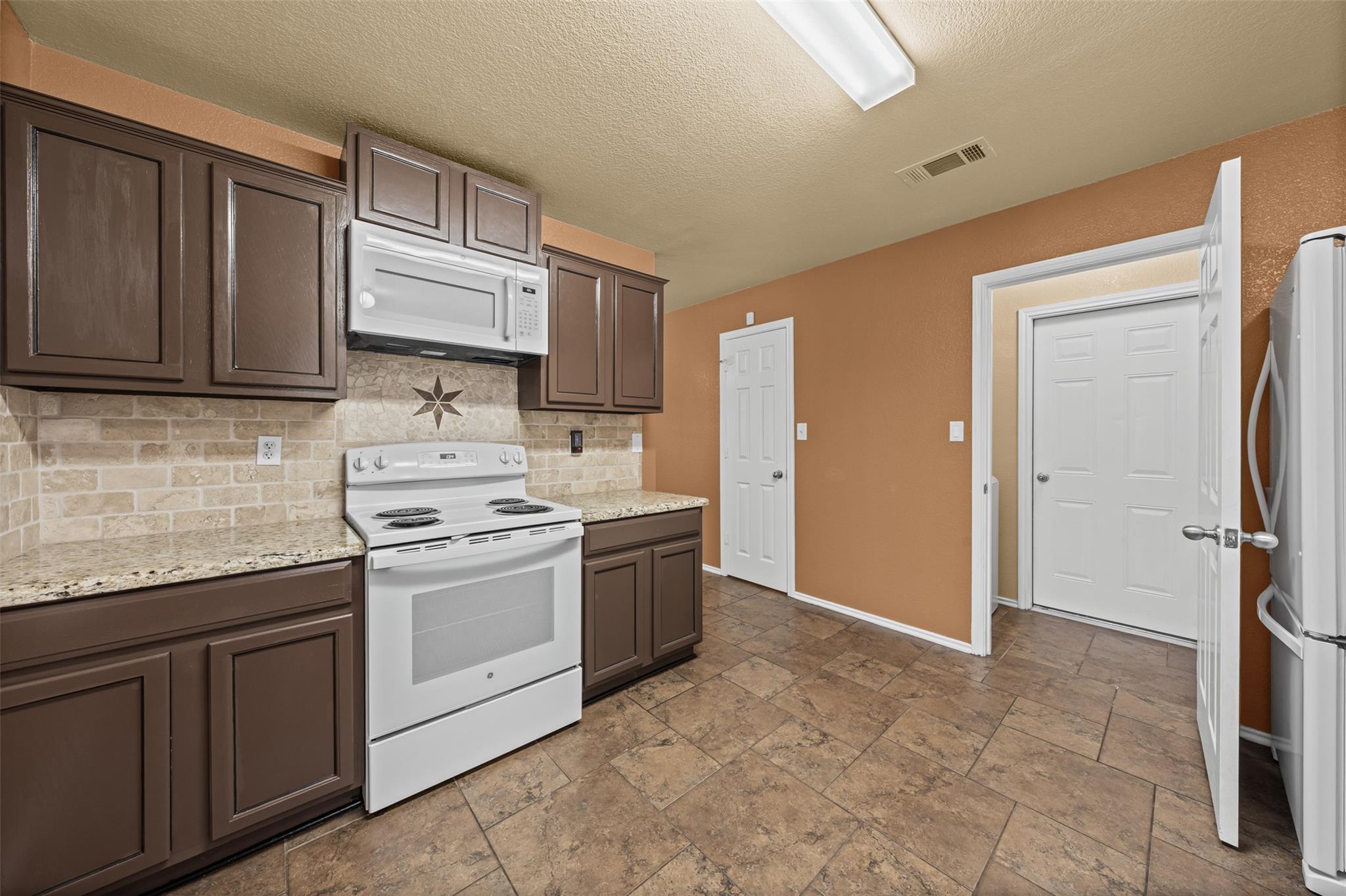 6525 Brooks Dr, Temple, TX 76502