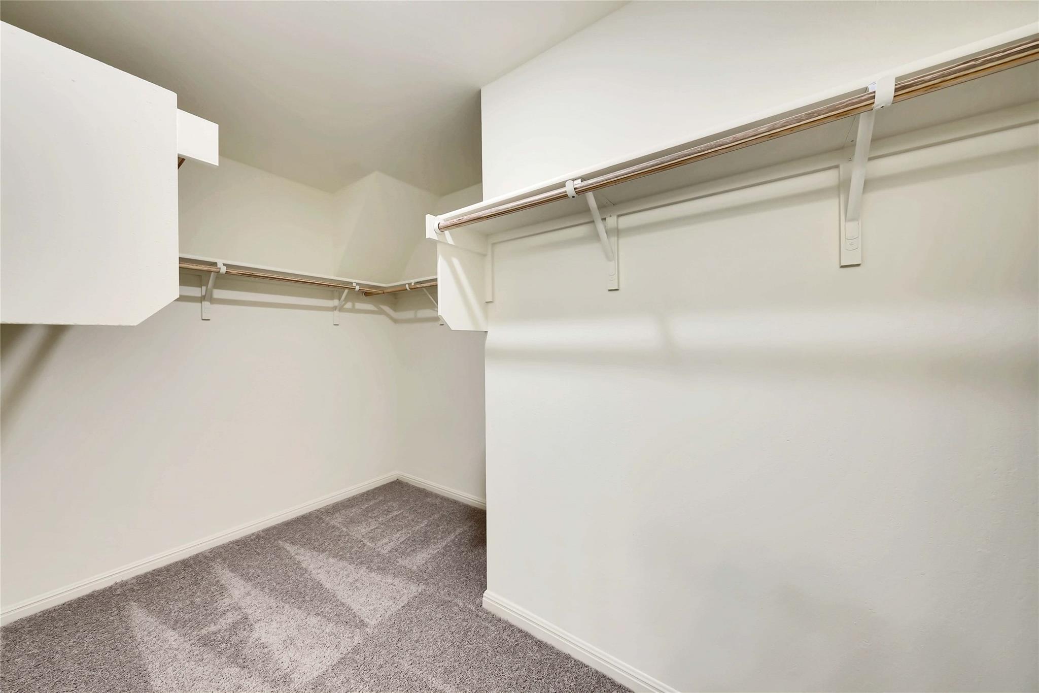 413 Redfish Ln, Hutto, TX 78634