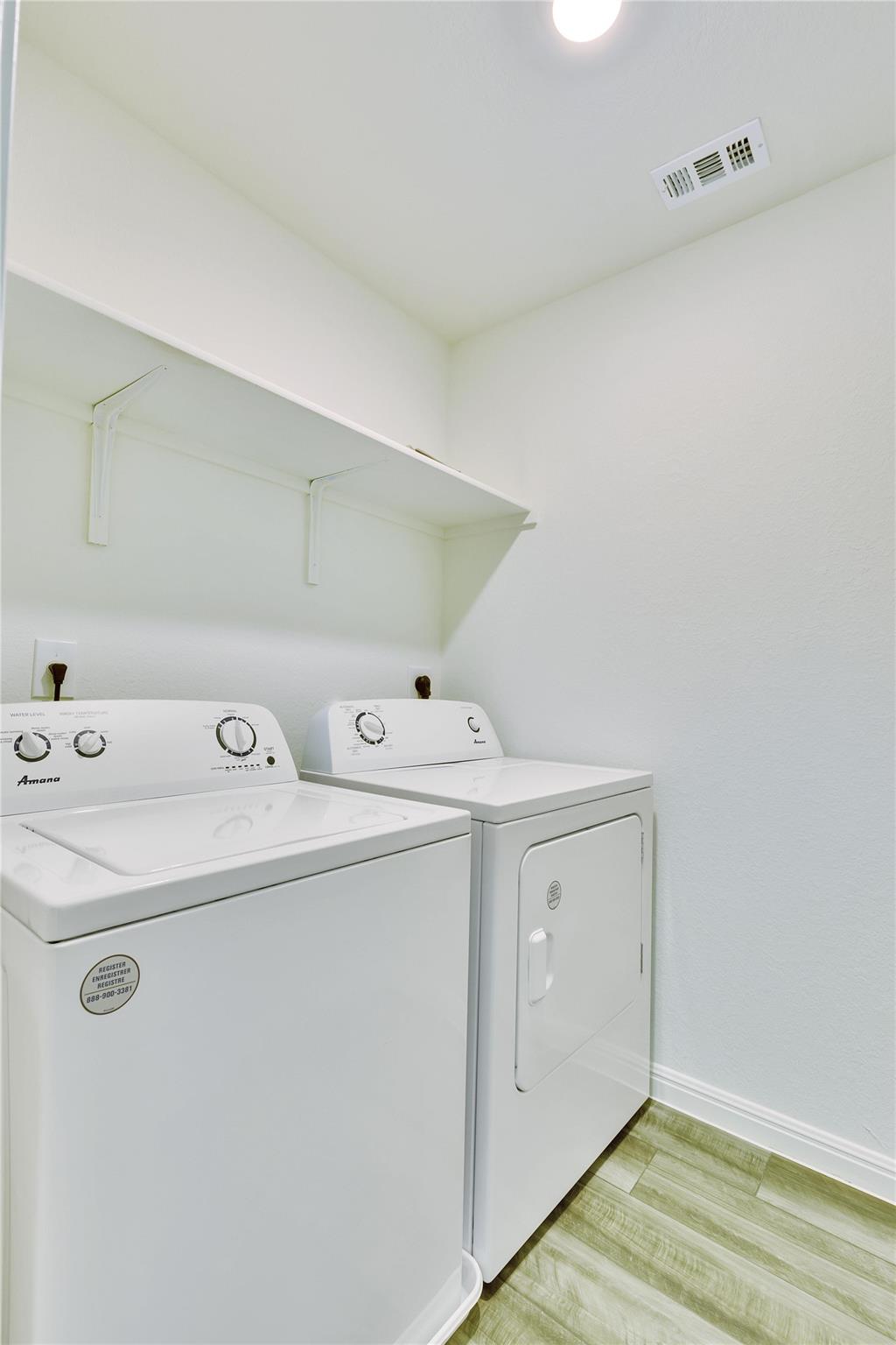 413 Redfish Ln, Hutto, TX 78634