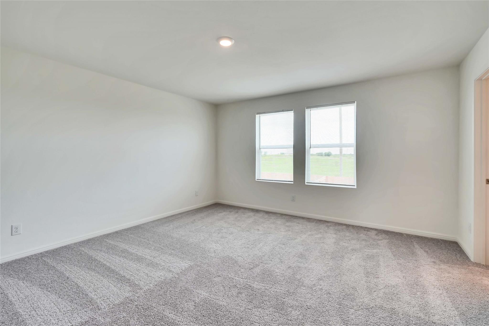 413 Redfish Ln, Hutto, TX 78634