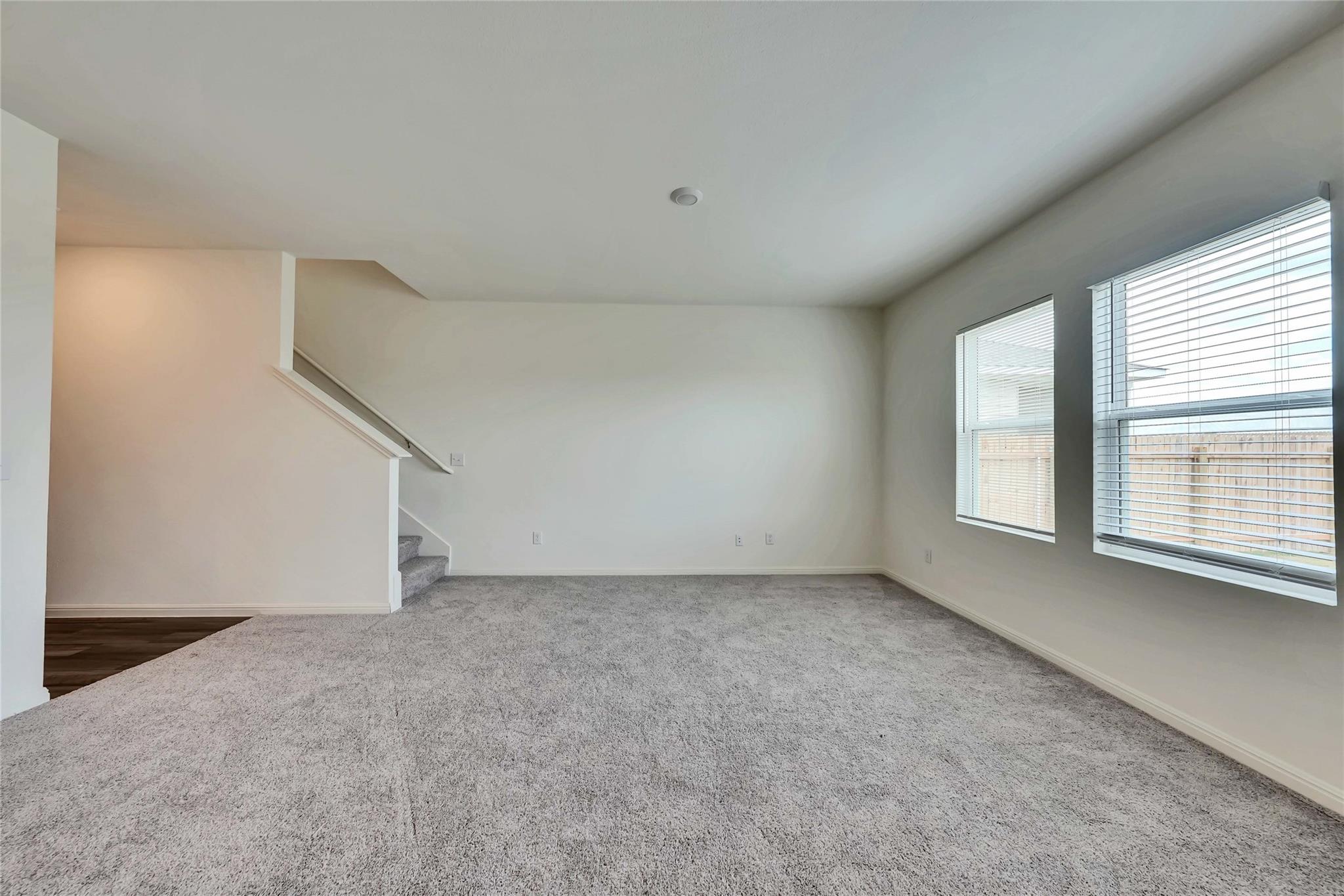 413 Redfish Ln, Hutto, TX 78634