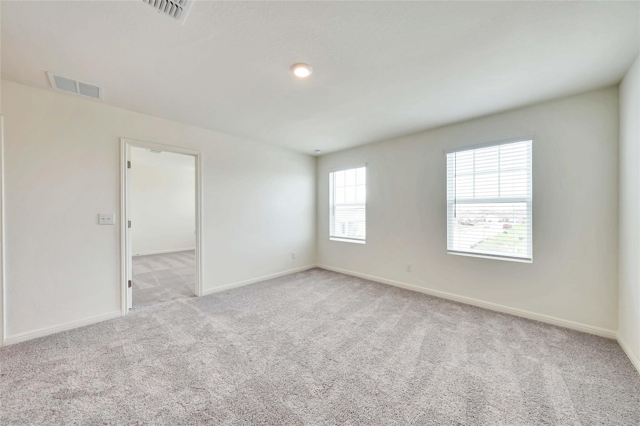 413 Redfish Ln, Hutto, TX 78634