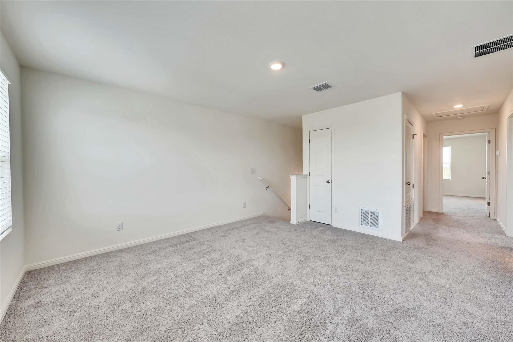 413 Redfish Ln, Hutto, TX 78634