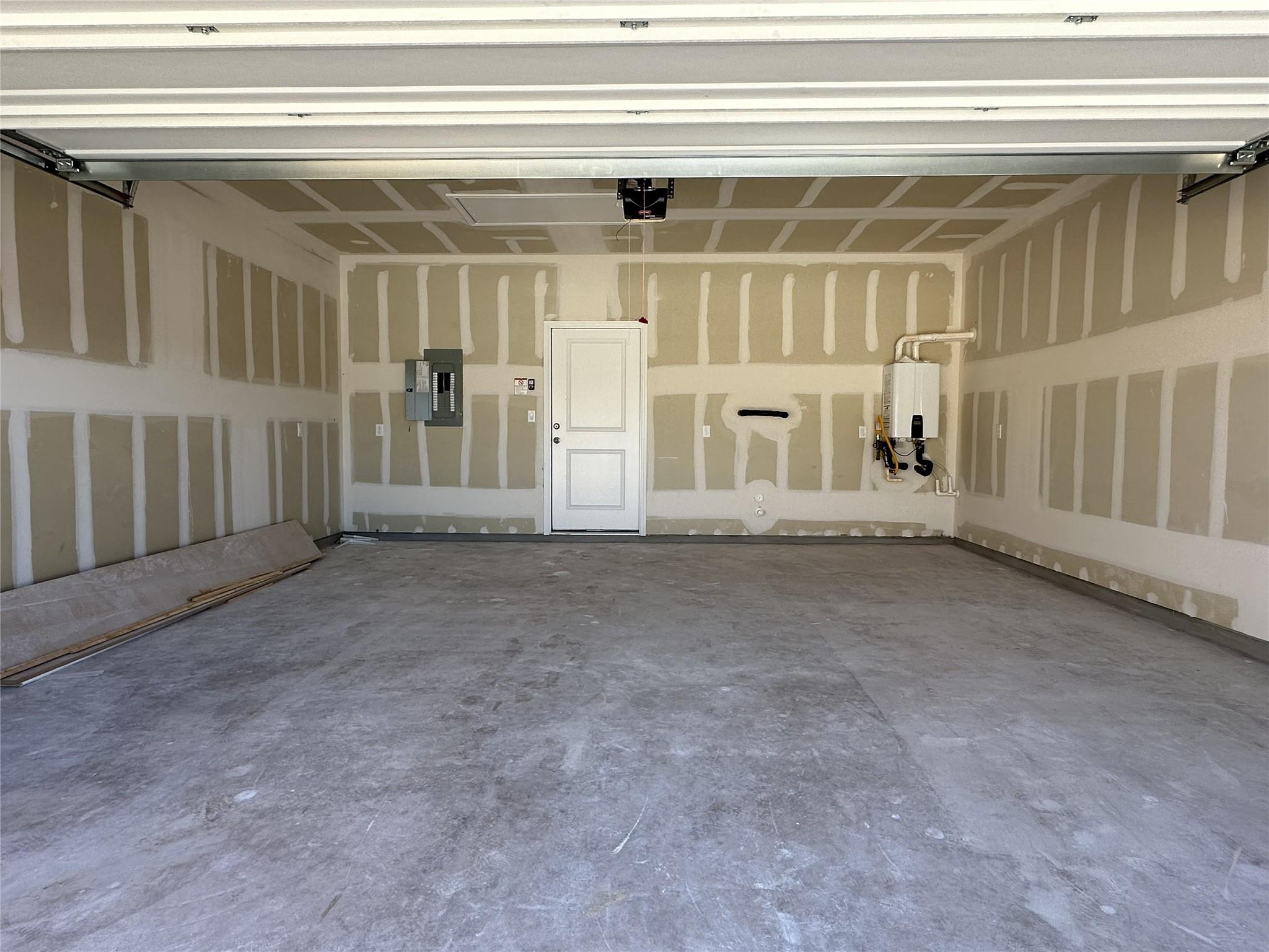 717 Treadwell Ln, Kyle, TX 78640