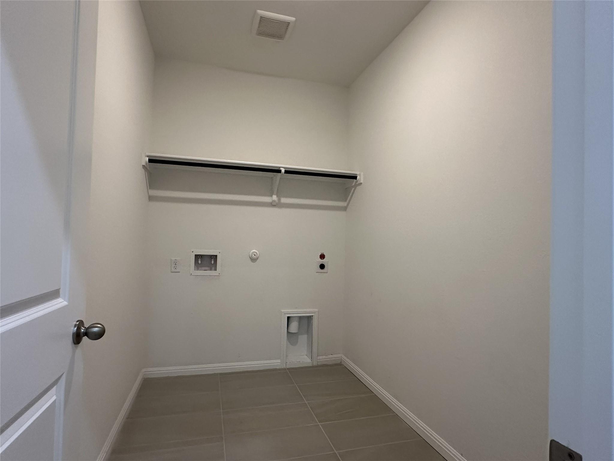 717 Treadwell Ln, Kyle, TX 78640