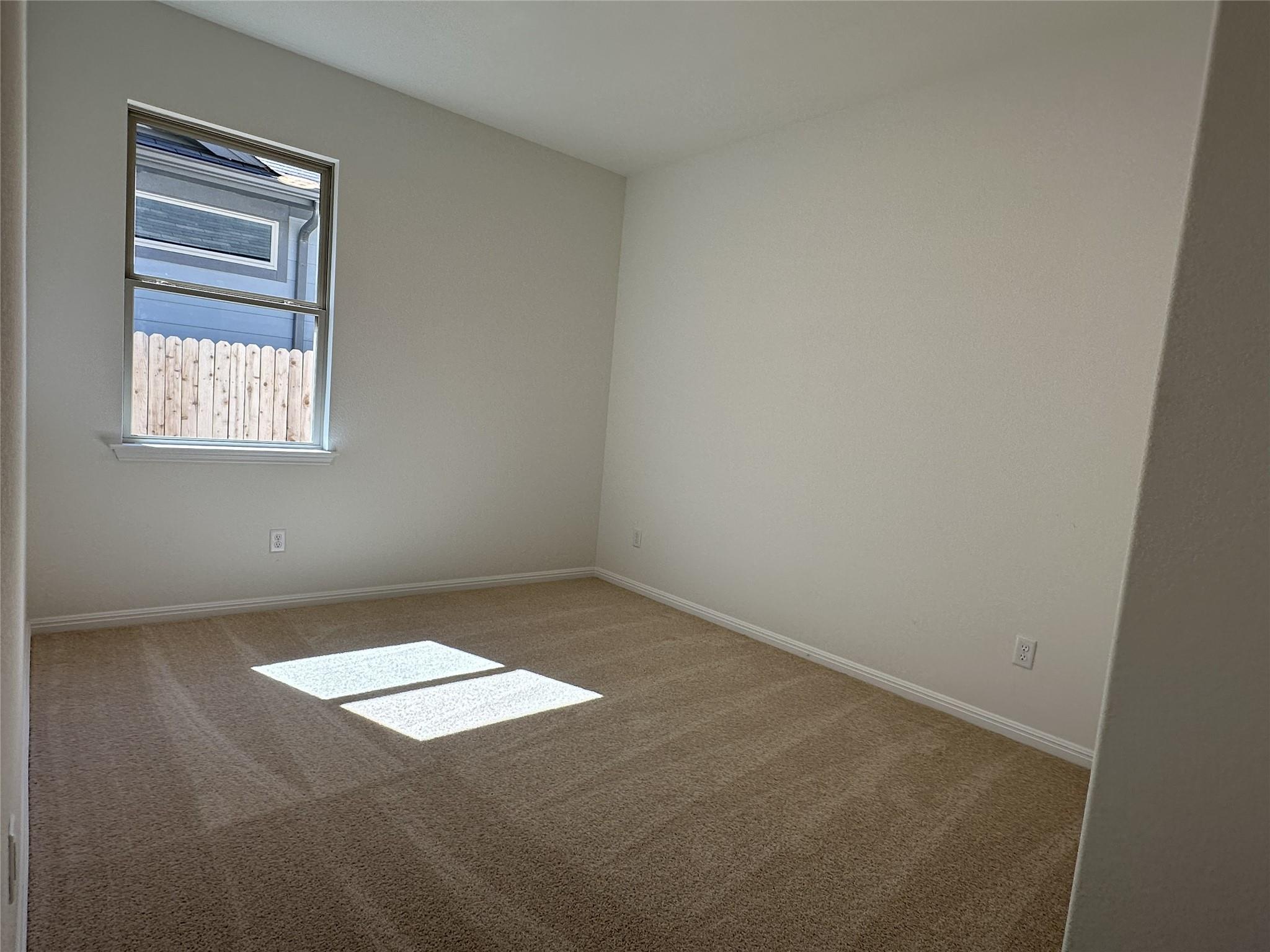 717 Treadwell Ln, Kyle, TX 78640