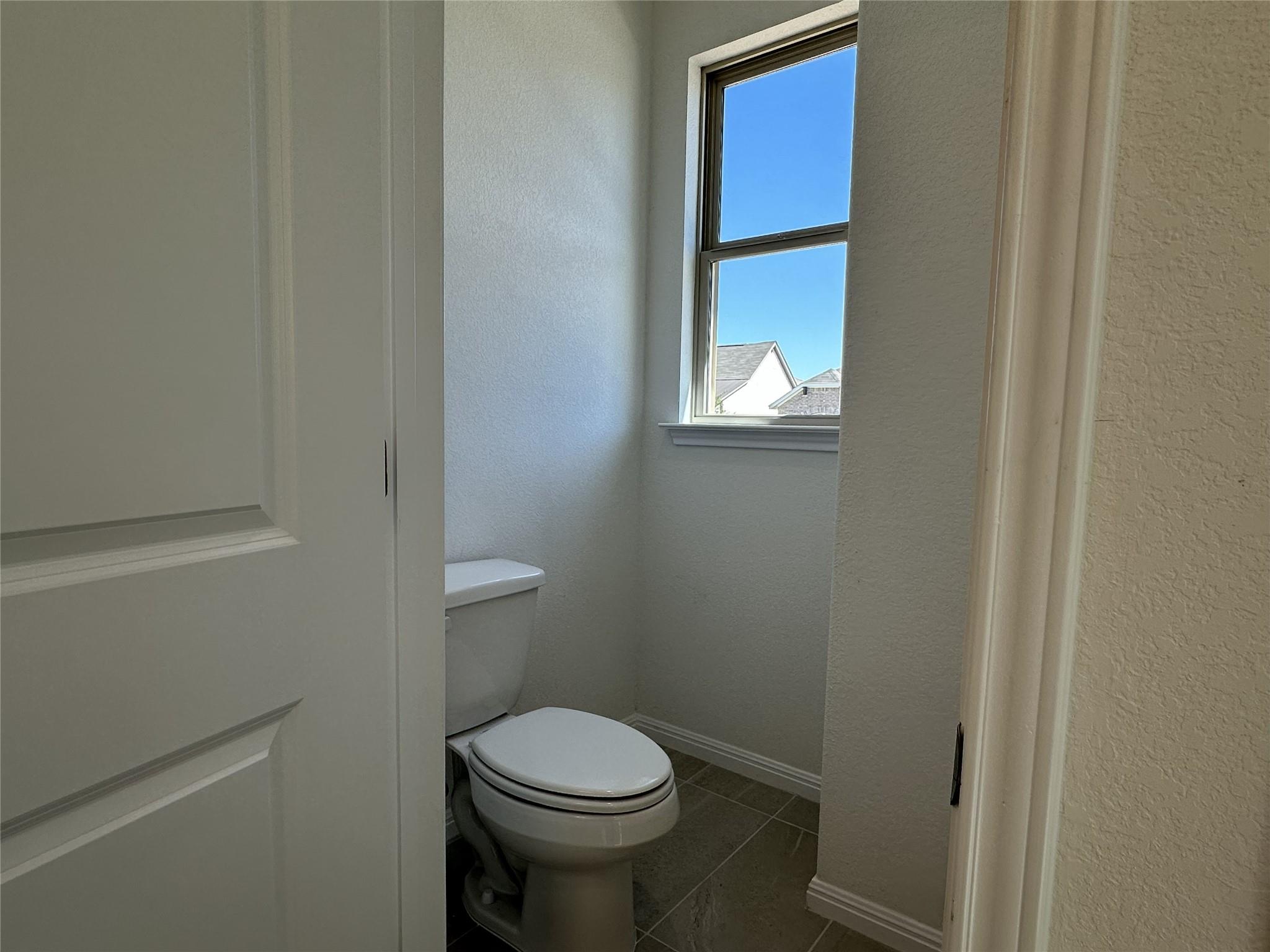 717 Treadwell Ln, Kyle, TX 78640