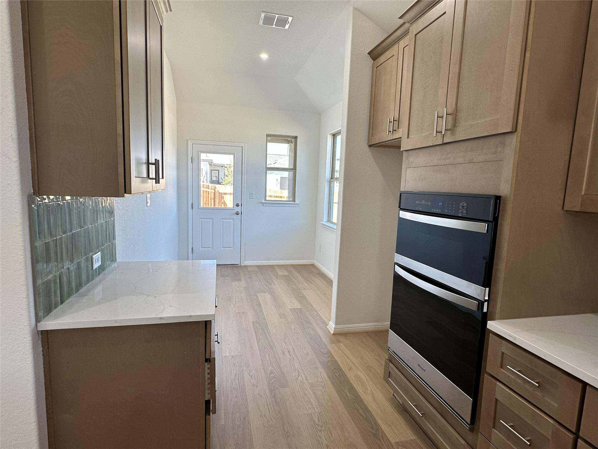 717 Treadwell Ln, Kyle, TX 78640