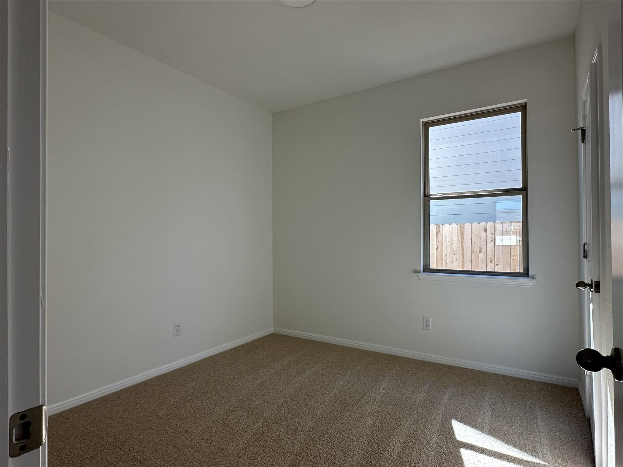 717 Treadwell Ln, Kyle, TX 78640