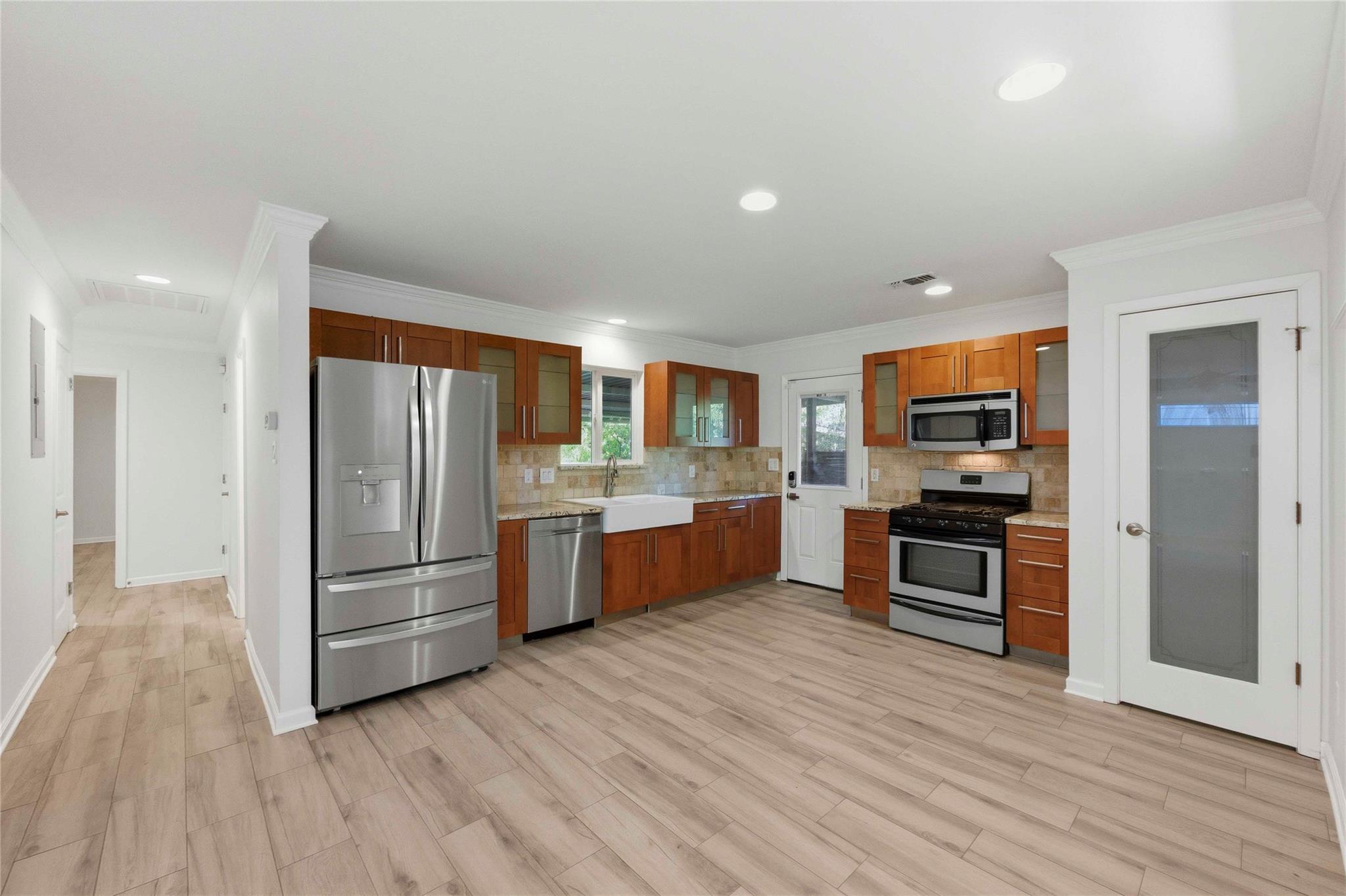 117 La Vista St, Austin, TX 78704