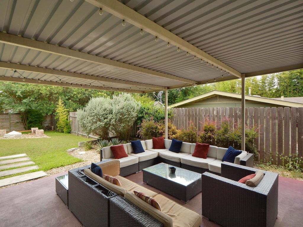 117 La Vista St, Austin, TX 78704