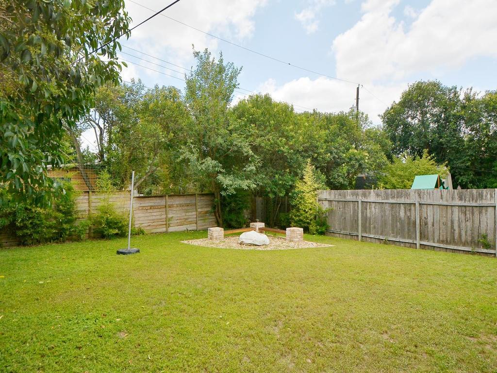 117 La Vista St, Austin, TX 78704