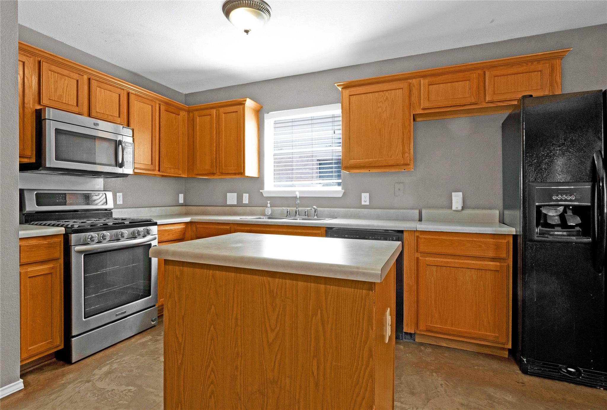 3007 Rainy River Dr, Leander, TX 78641